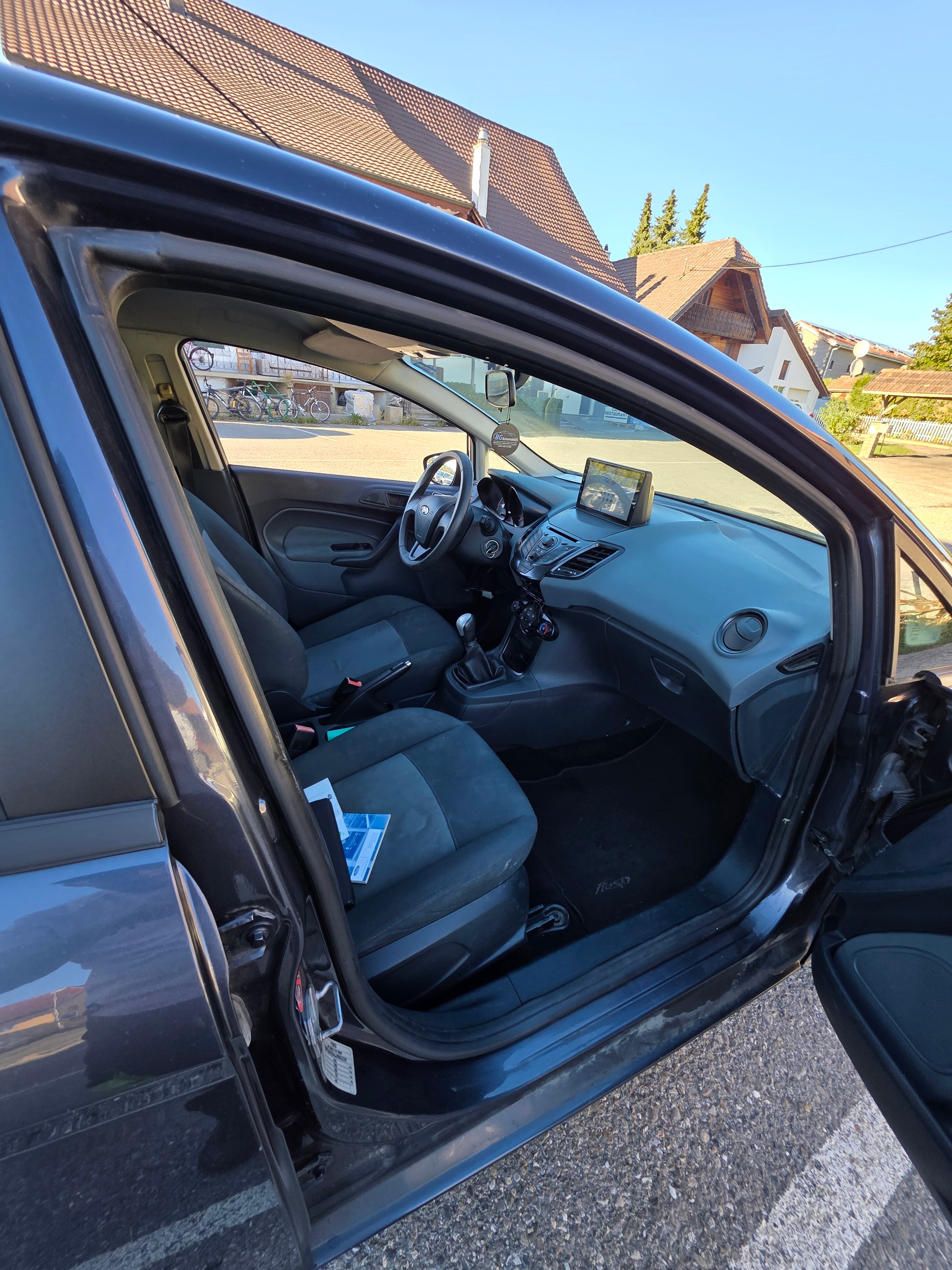 FORD Fiesta 1.25 16V Ambiente-image-6