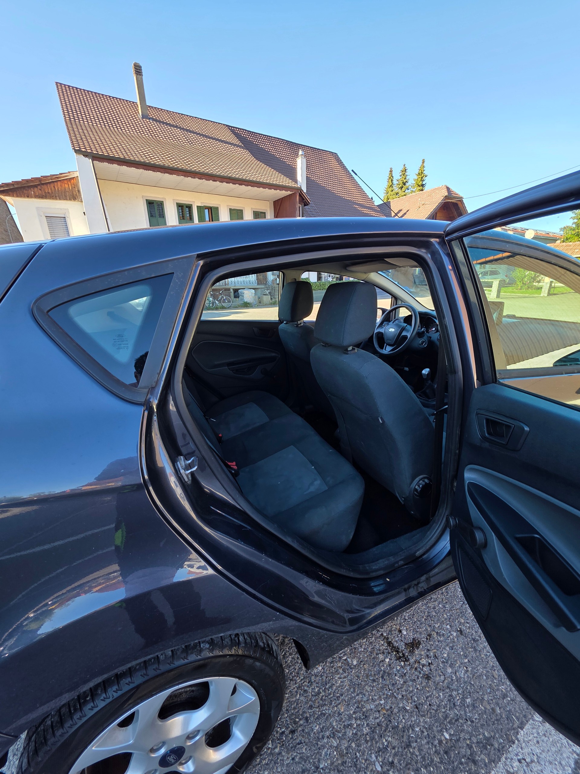 FORD Fiesta 1.25 16V Ambiente-image-5