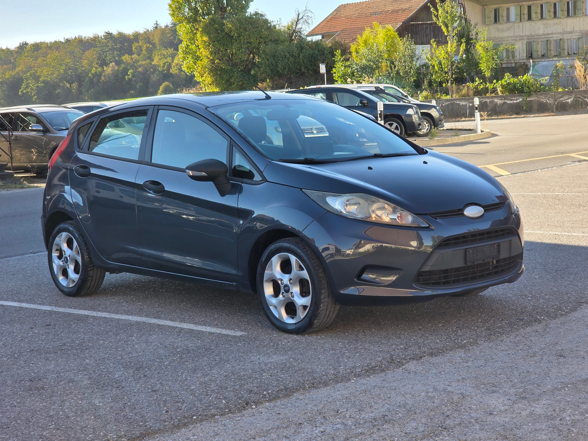 FORD Fiesta 1.25 16V Ambiente-image-1