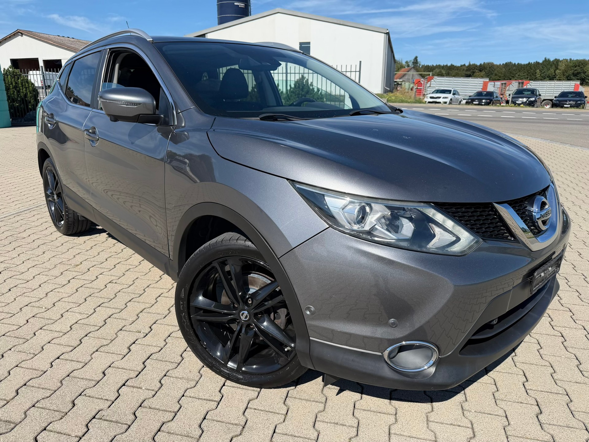 NISSAN Qashqai 1.2 DIG-T acenta-image-0