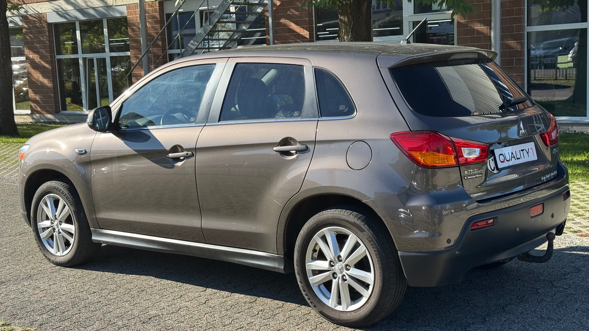 MITSUBISHI ASX 1.8 DID Navigator 4WD-image-4