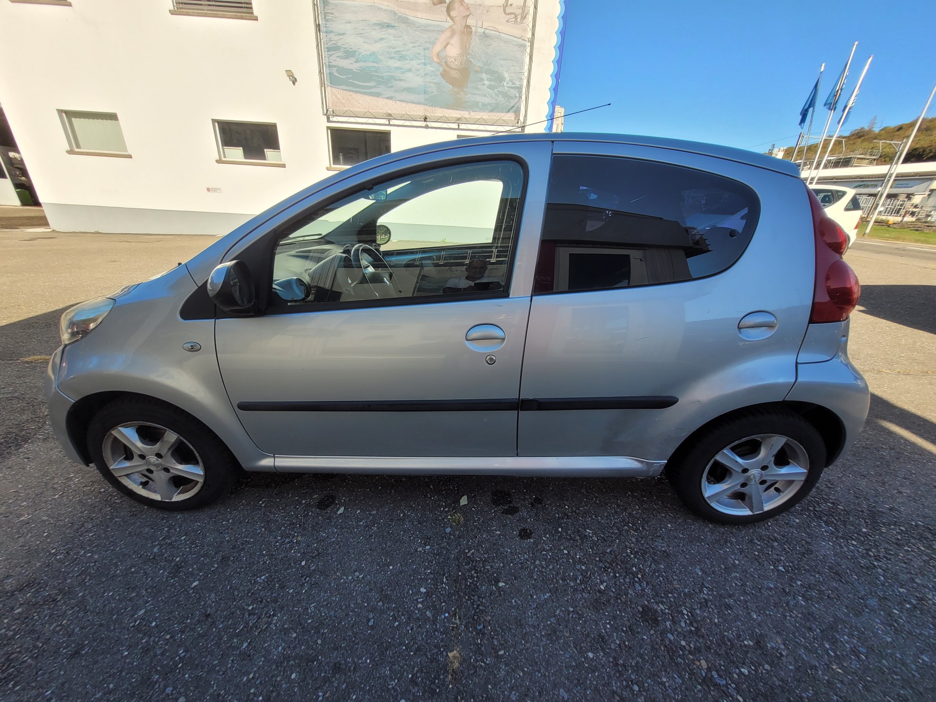 PEUGEOT 107 1.0 City Move-image-4