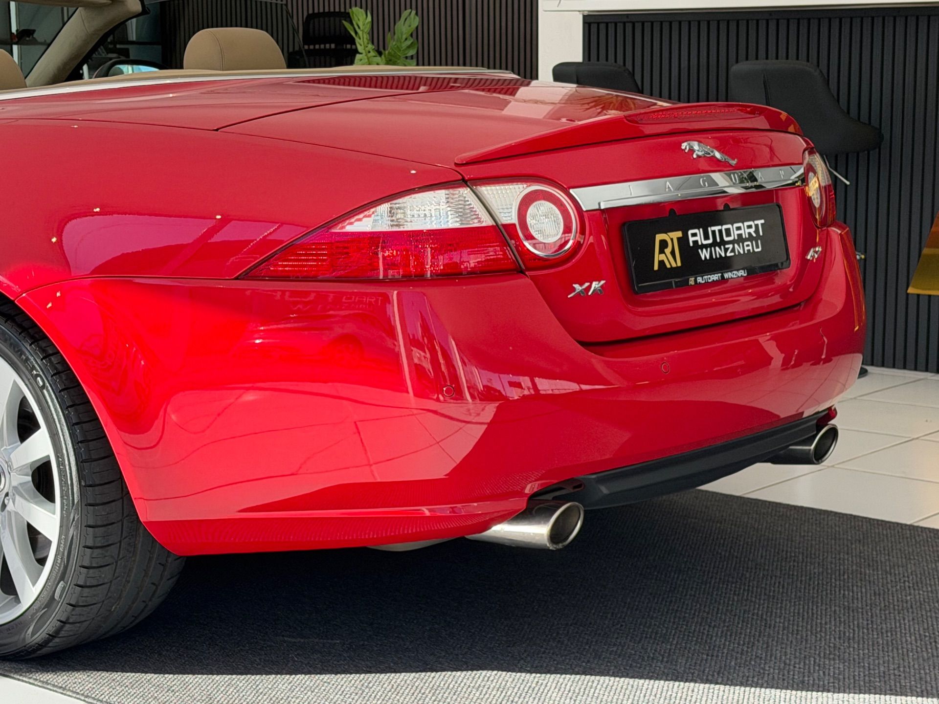 JAGUAR XK 4.2 V8 Automatic **TOP Zustand**-image-8