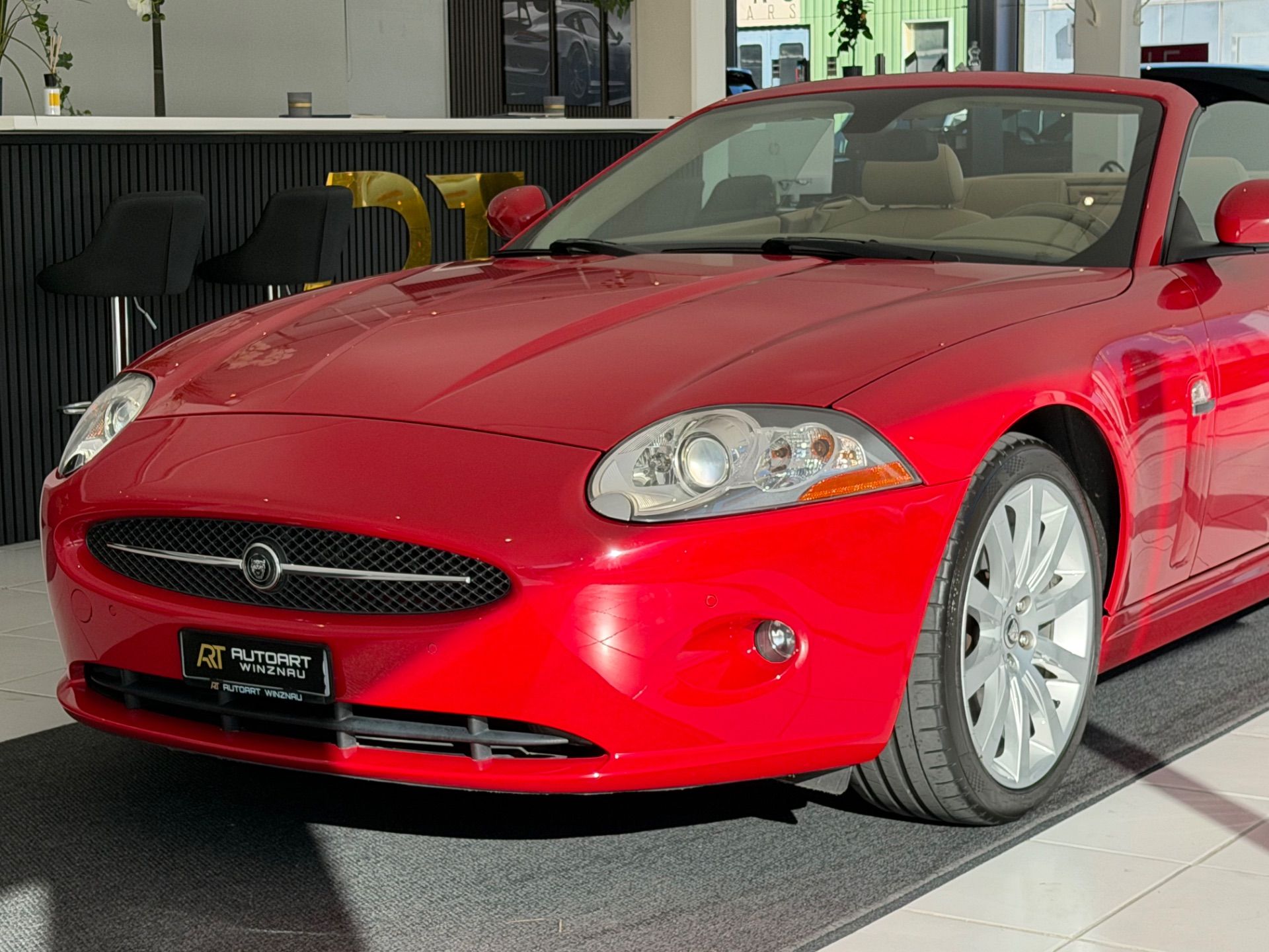 JAGUAR XK 4.2 V8 Automatic **TOP Zustand**-image-1