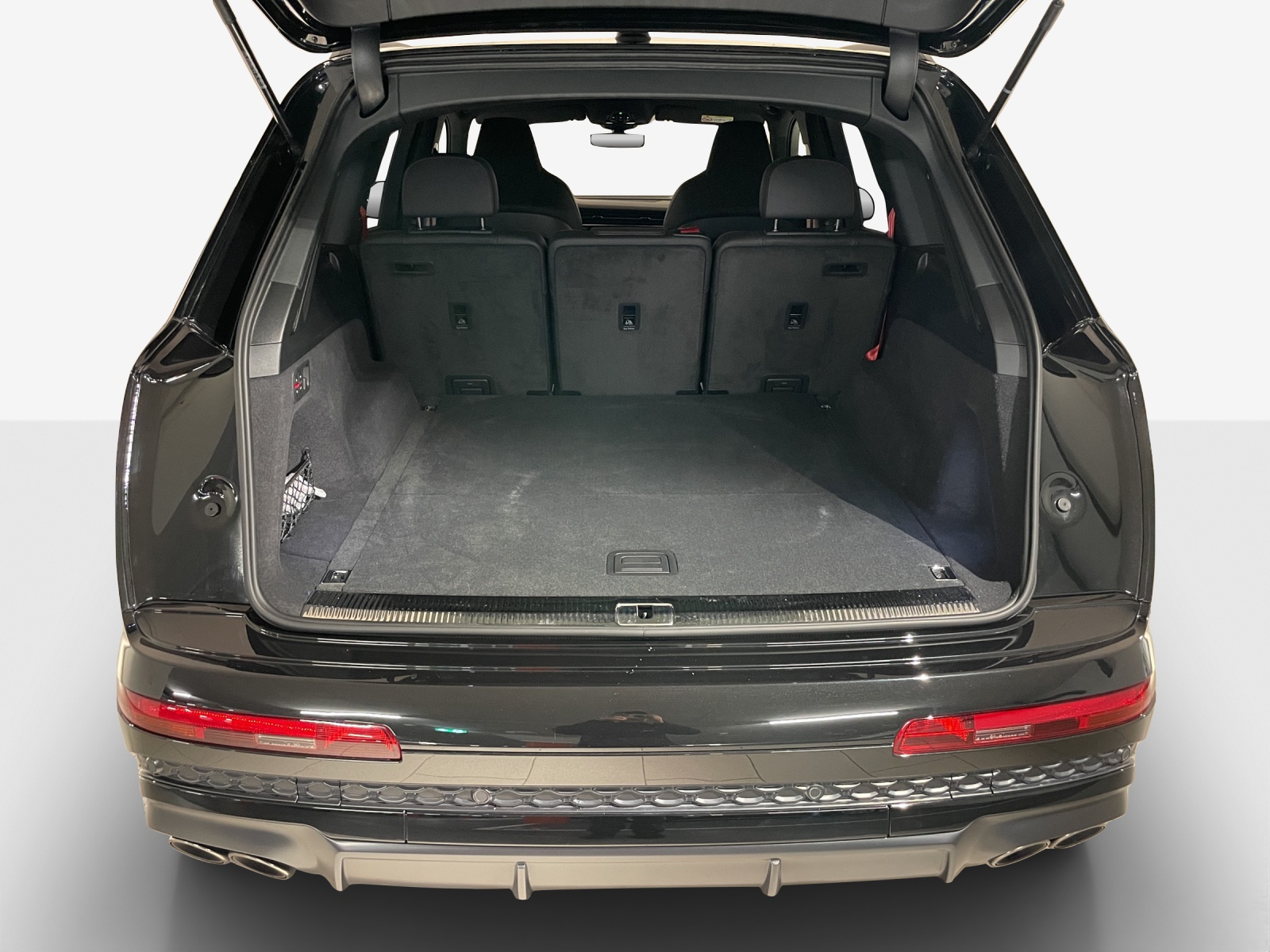 AUDI SQ7 TFSI quattro tiptronic-image-12