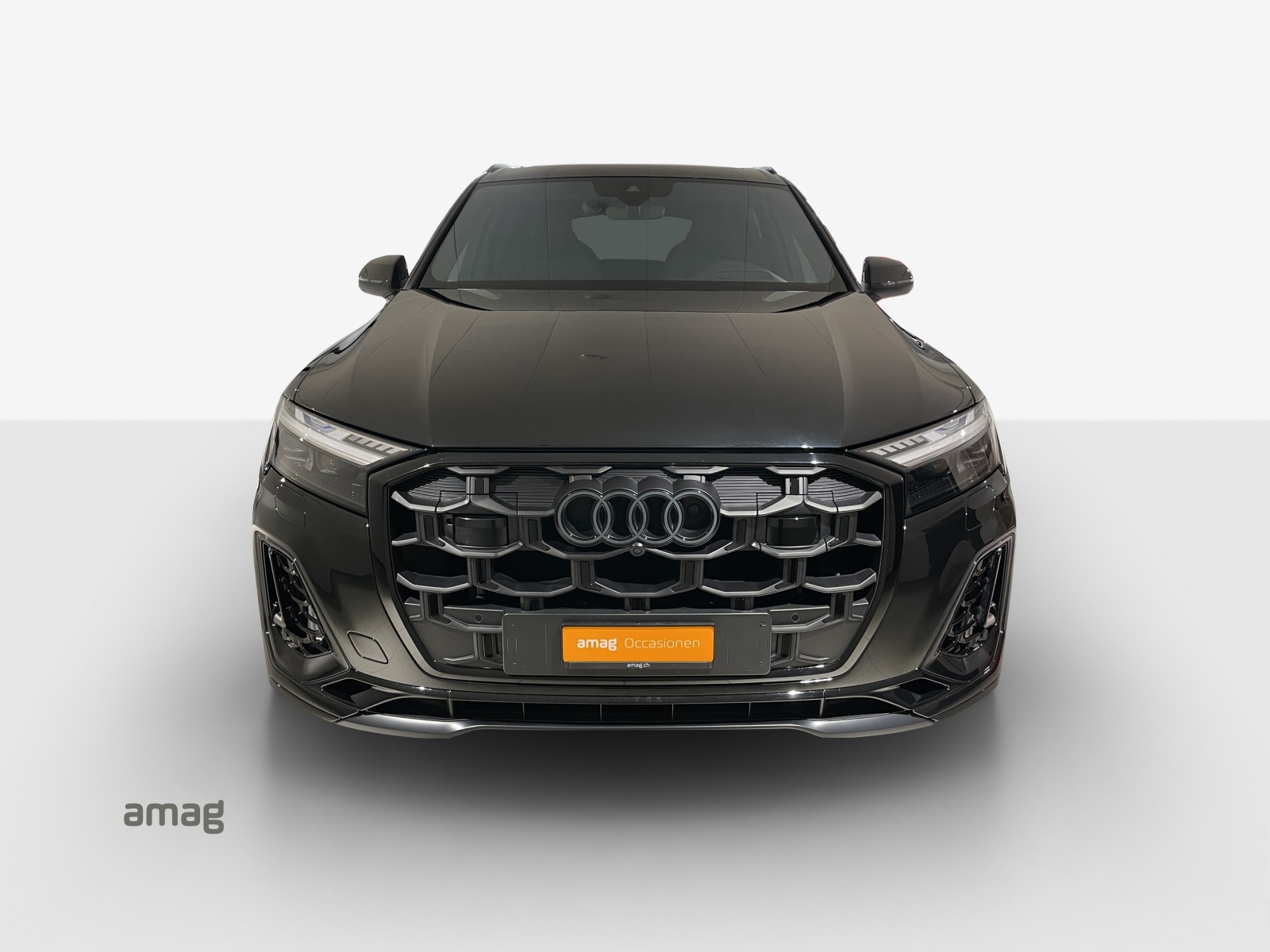 AUDI SQ7 TFSI quattro tiptronic-image-6