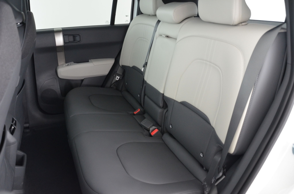 KIA EV3 81,4 kWh GT-Line 4x4-image-12
