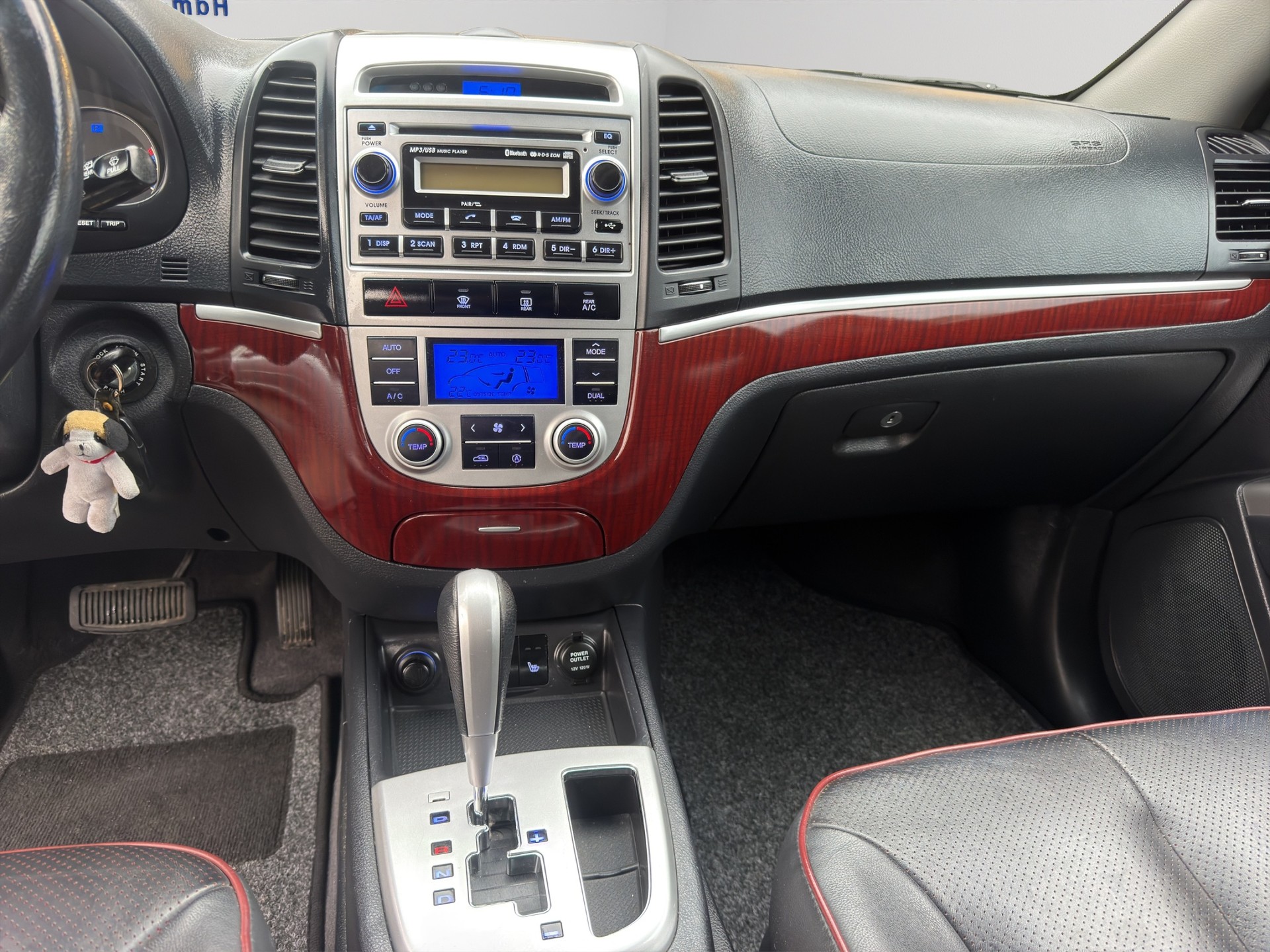 HYUNDAI Santa Fe 2.7 V6 Premium 4WD-image-11