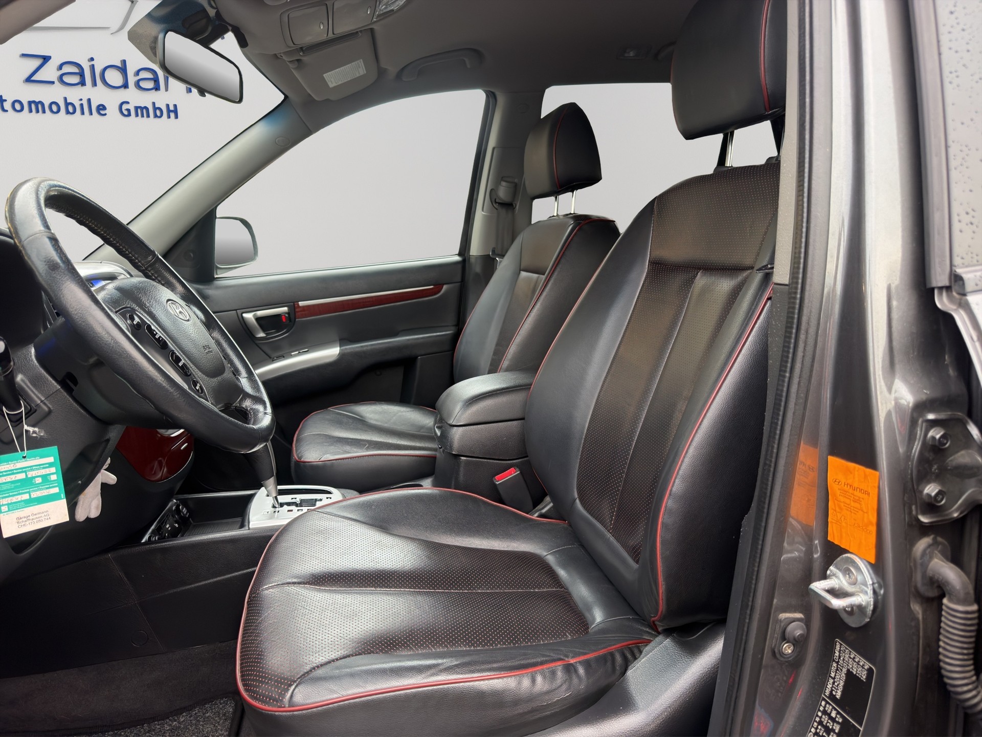 HYUNDAI Santa Fe 2.7 V6 Premium 4WD-image-8