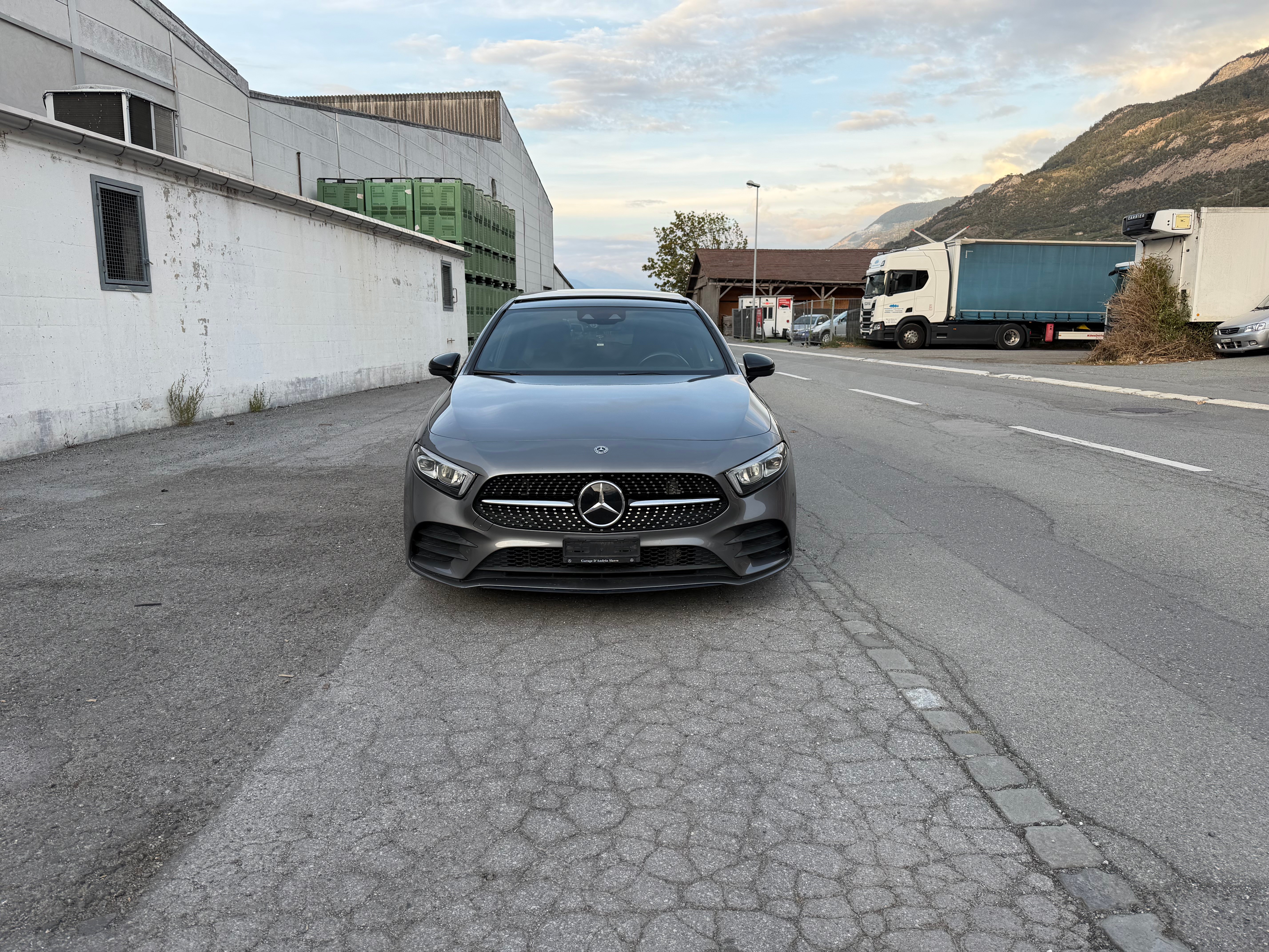 Car photo