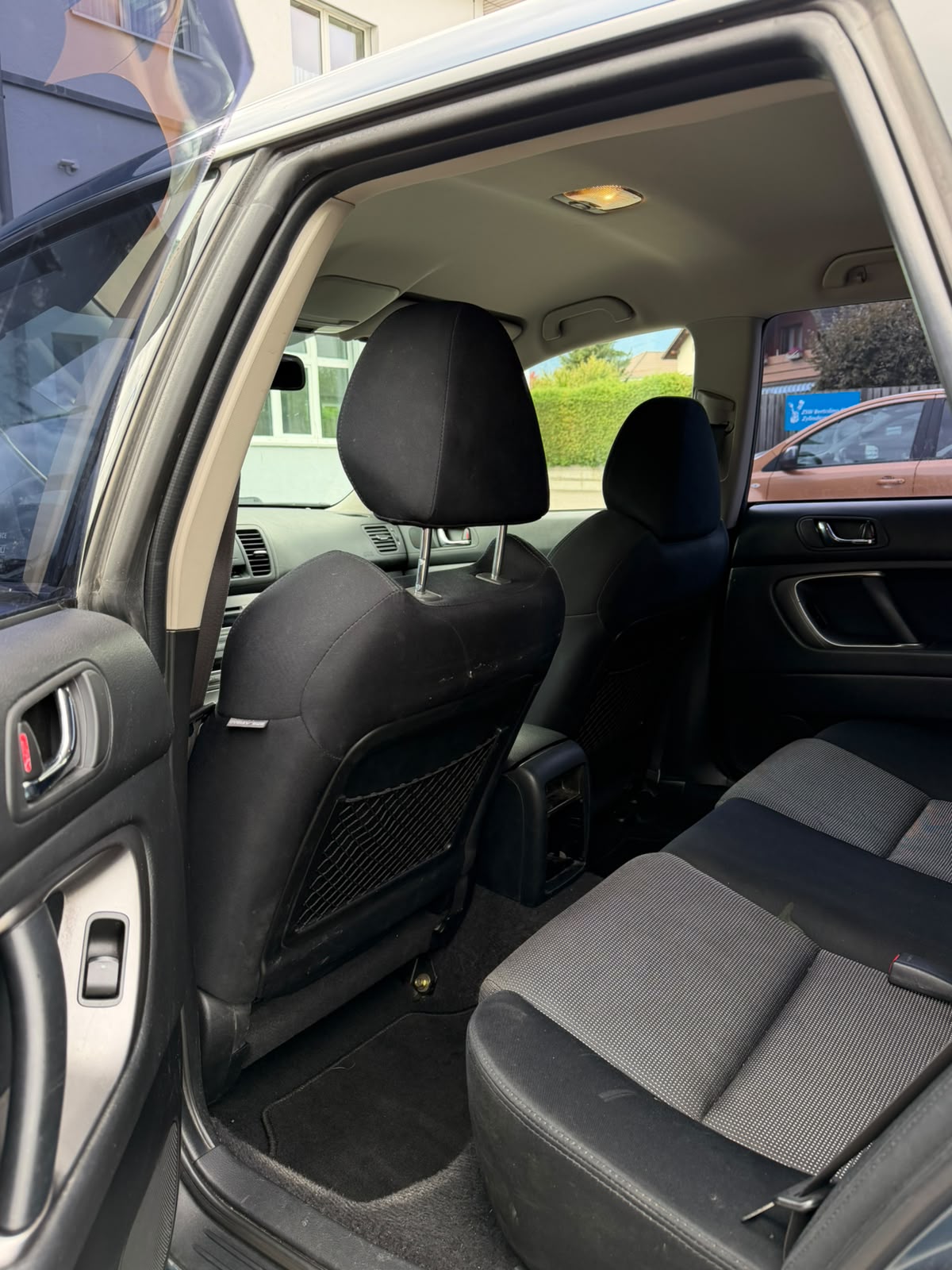 SUBARU Legacy 2.0i AWD-image-7
