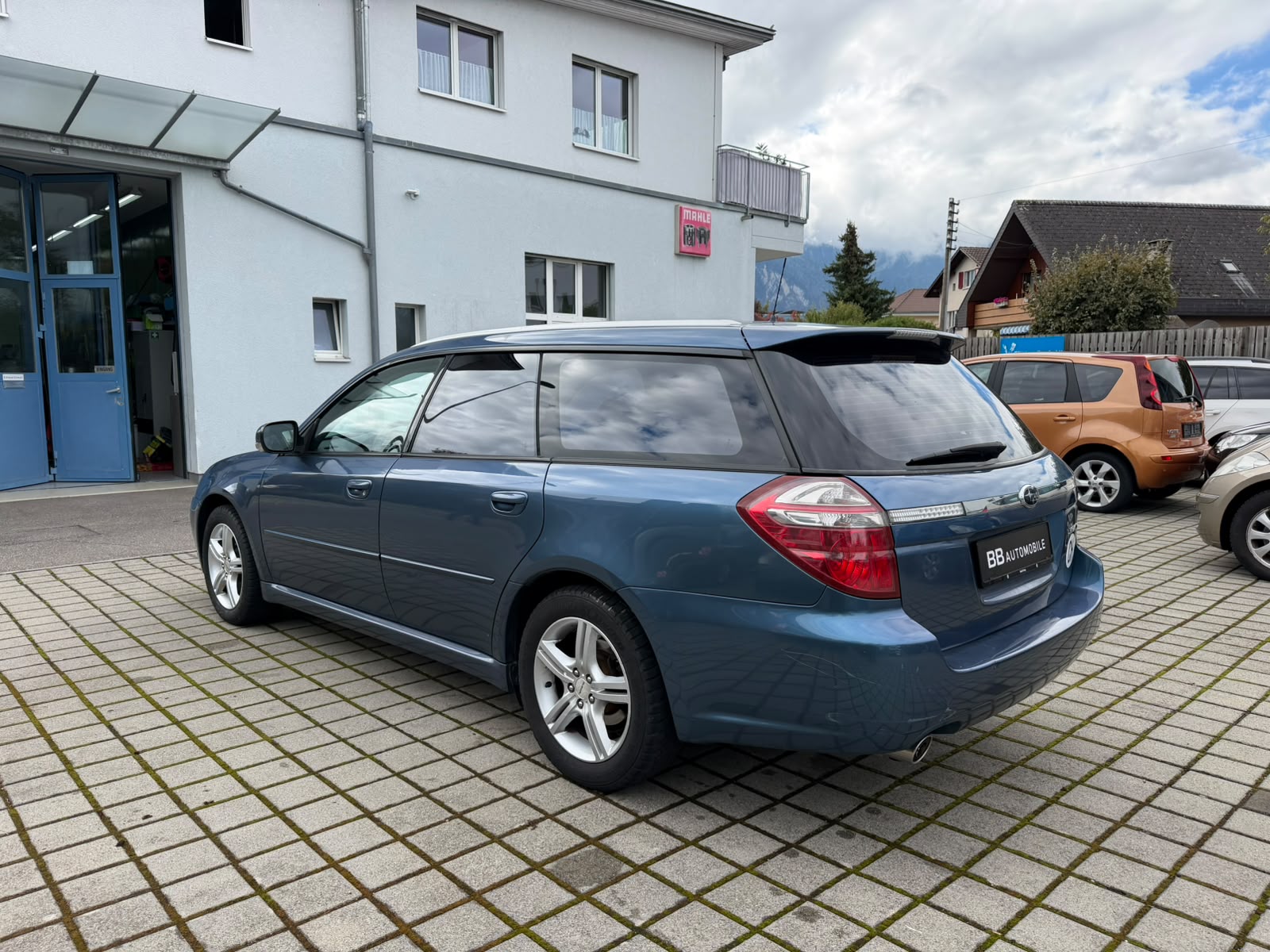 SUBARU Legacy 2.0i AWD-showroom-element-2