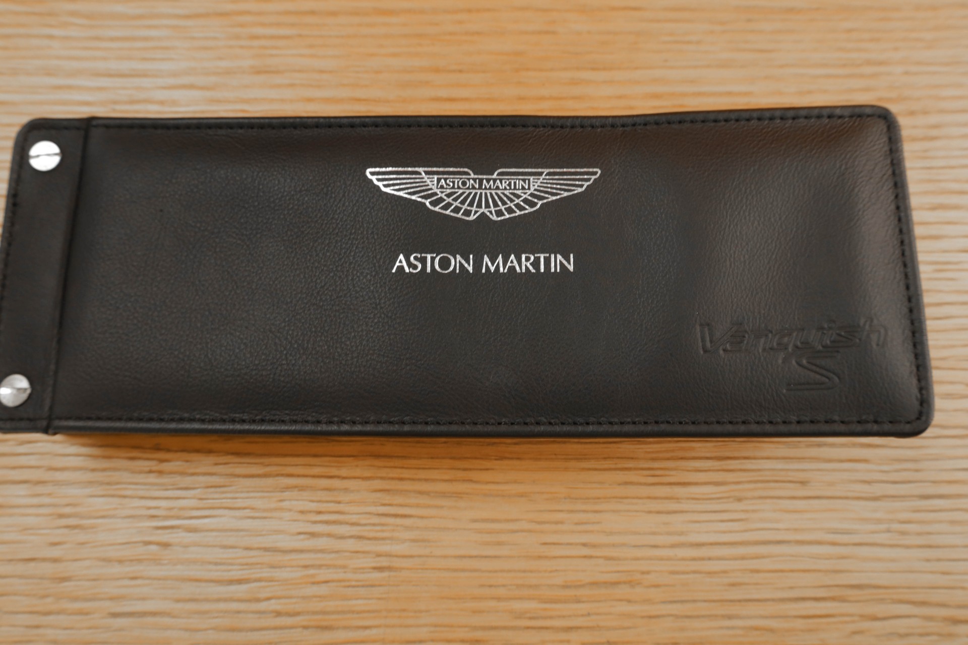 ASTON MARTIN Vanquish V12 S 5.9-48 • 4 places 2+2 • Ciel Alcantara • Full Aston Martin history-image-22