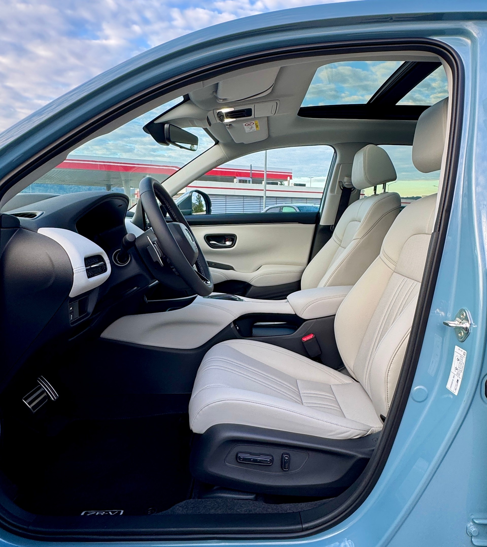 HONDA ZR-V 2.0i MMD Hybrid Advance Automatic Modell 2027 1.9% Leasing Aktion unschlagbar mit 8 Jahren Garantie-image-9