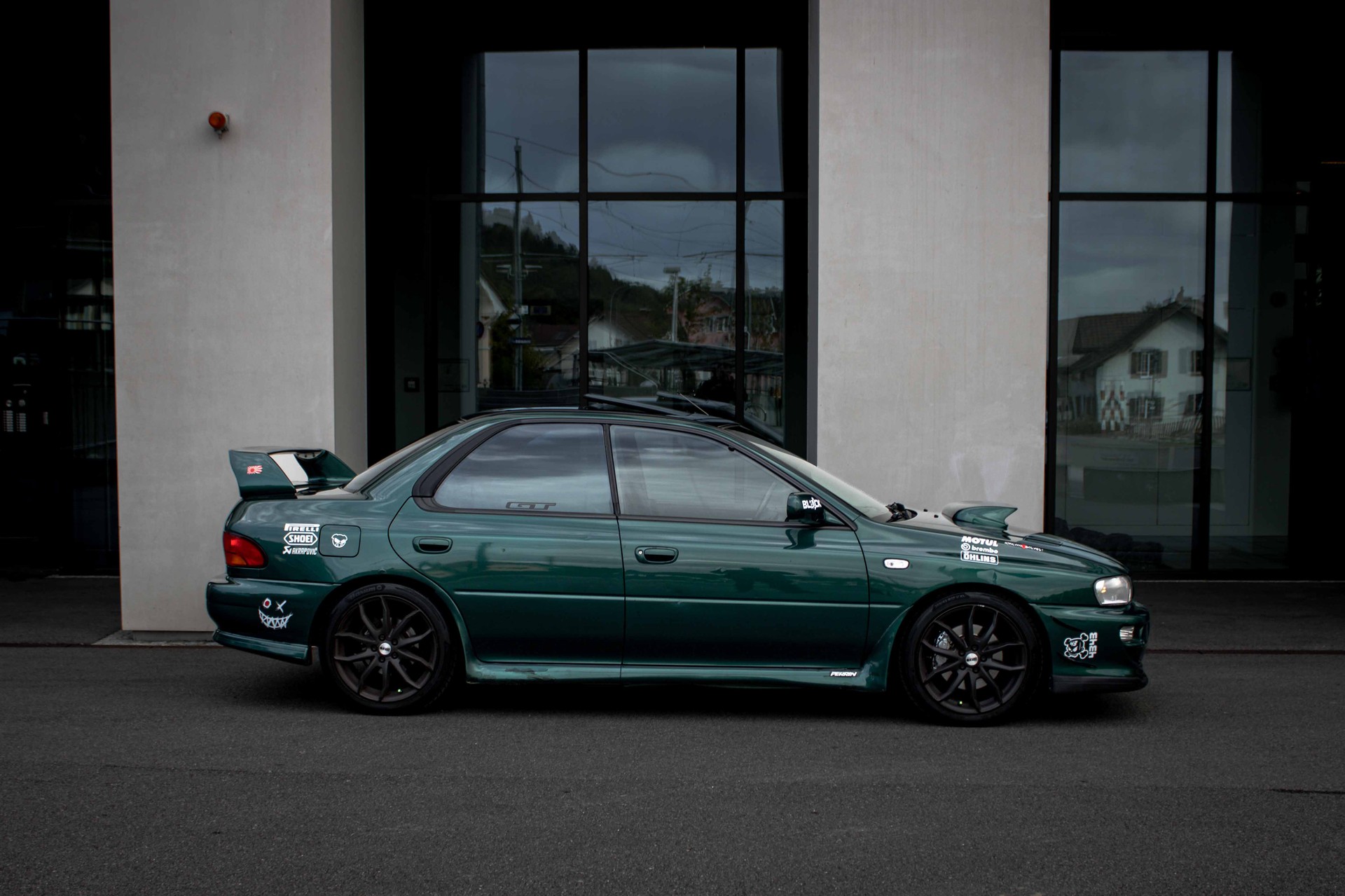 SUBARU Impreza 2.0 Turbo GT 555 edition-image-4