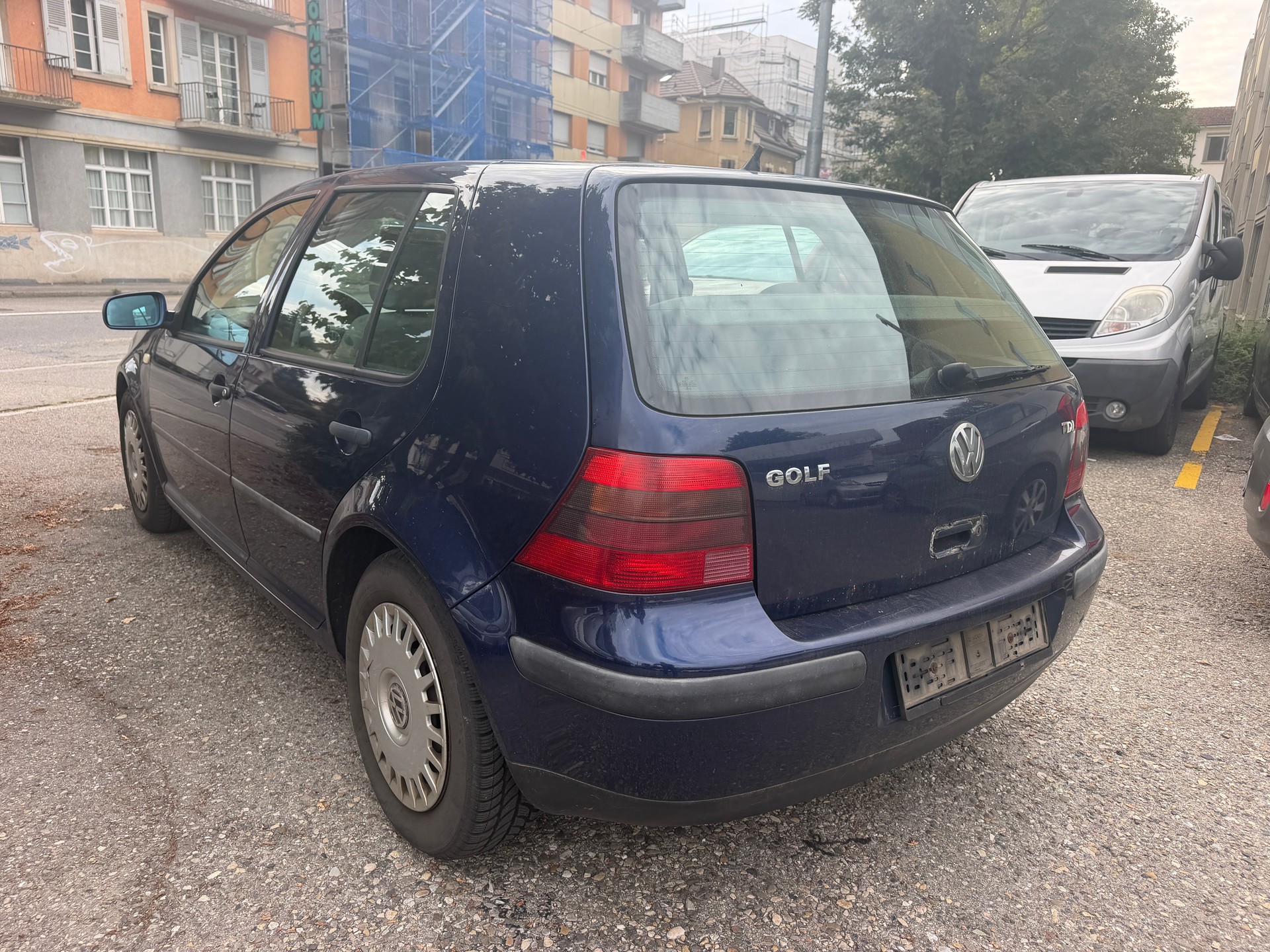 VW Golf 1.9 TDI PD Comfortline-image-3