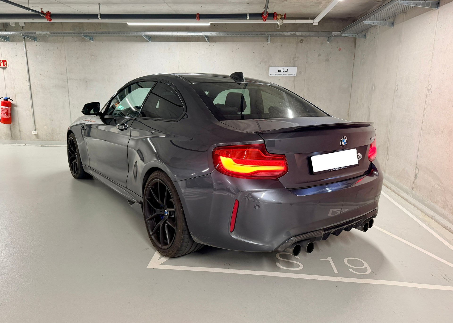 BMW M2 Swiss Performance Edition Drivelogic-showroom-element-2