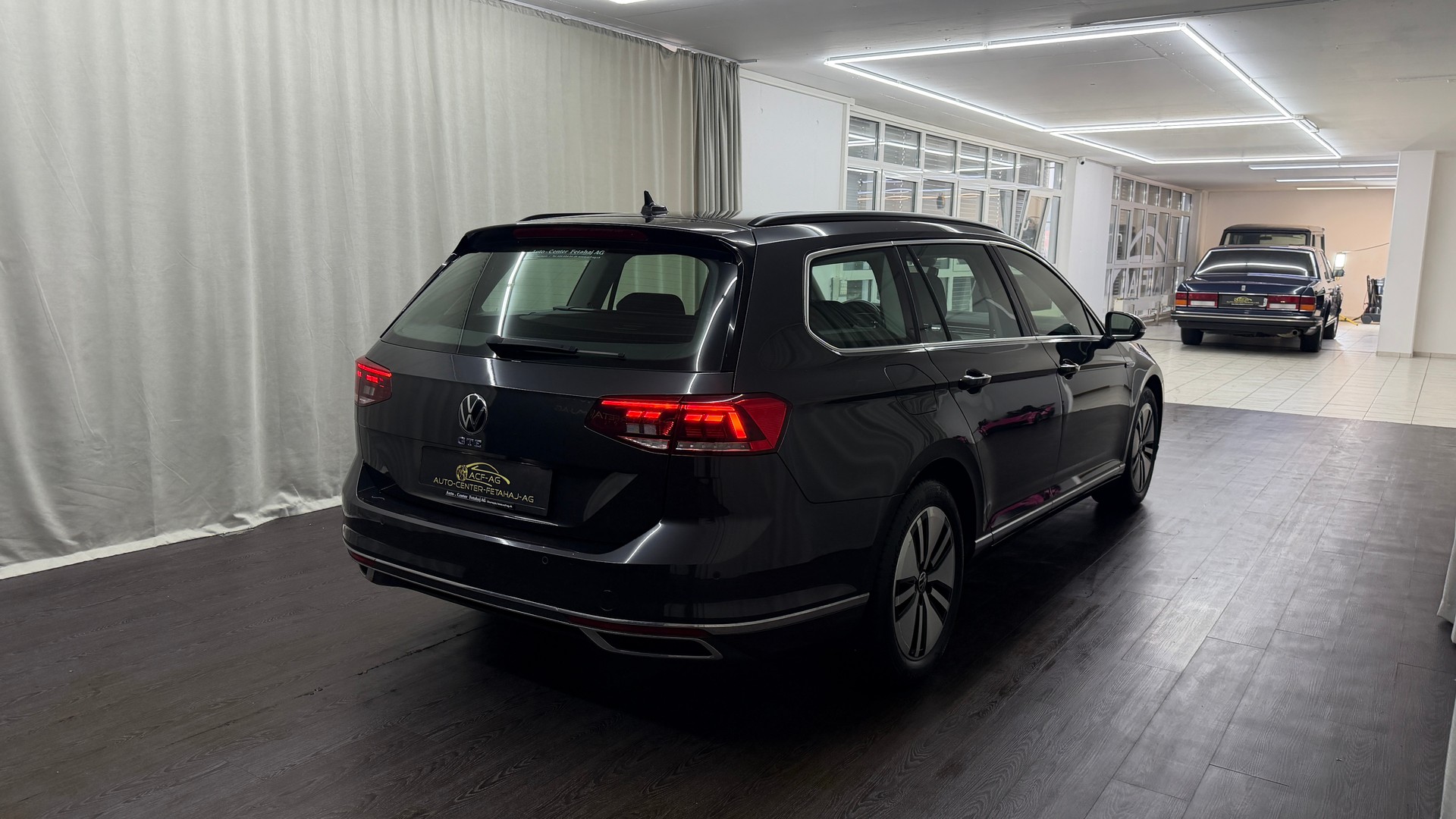 VW Passat Variant 1.4 TSI GTE Hybrid DSG-showroom-element-3