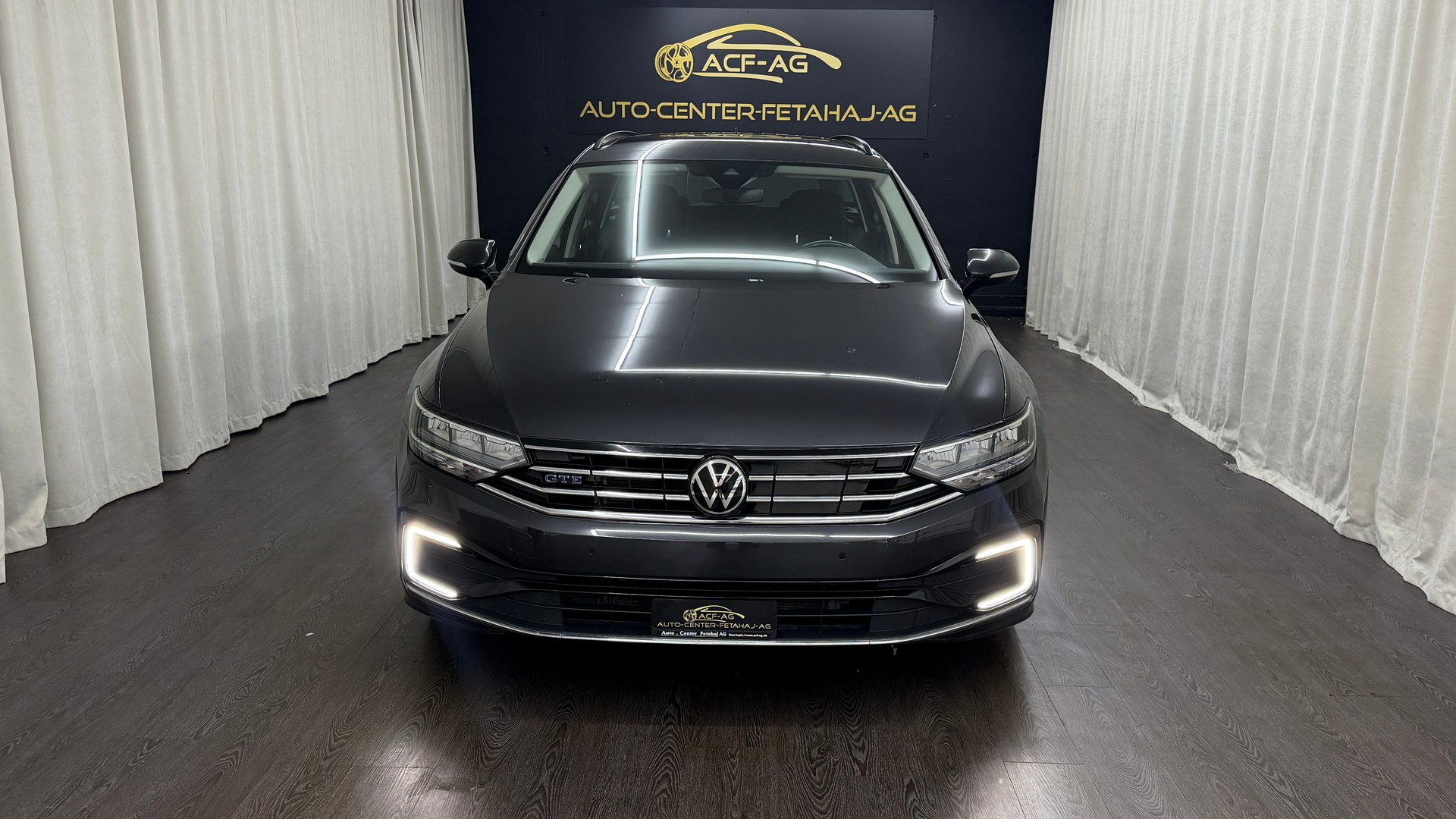 VW Passat Variant 1.4 TSI GTE Hybrid DSG-showroom-element-1