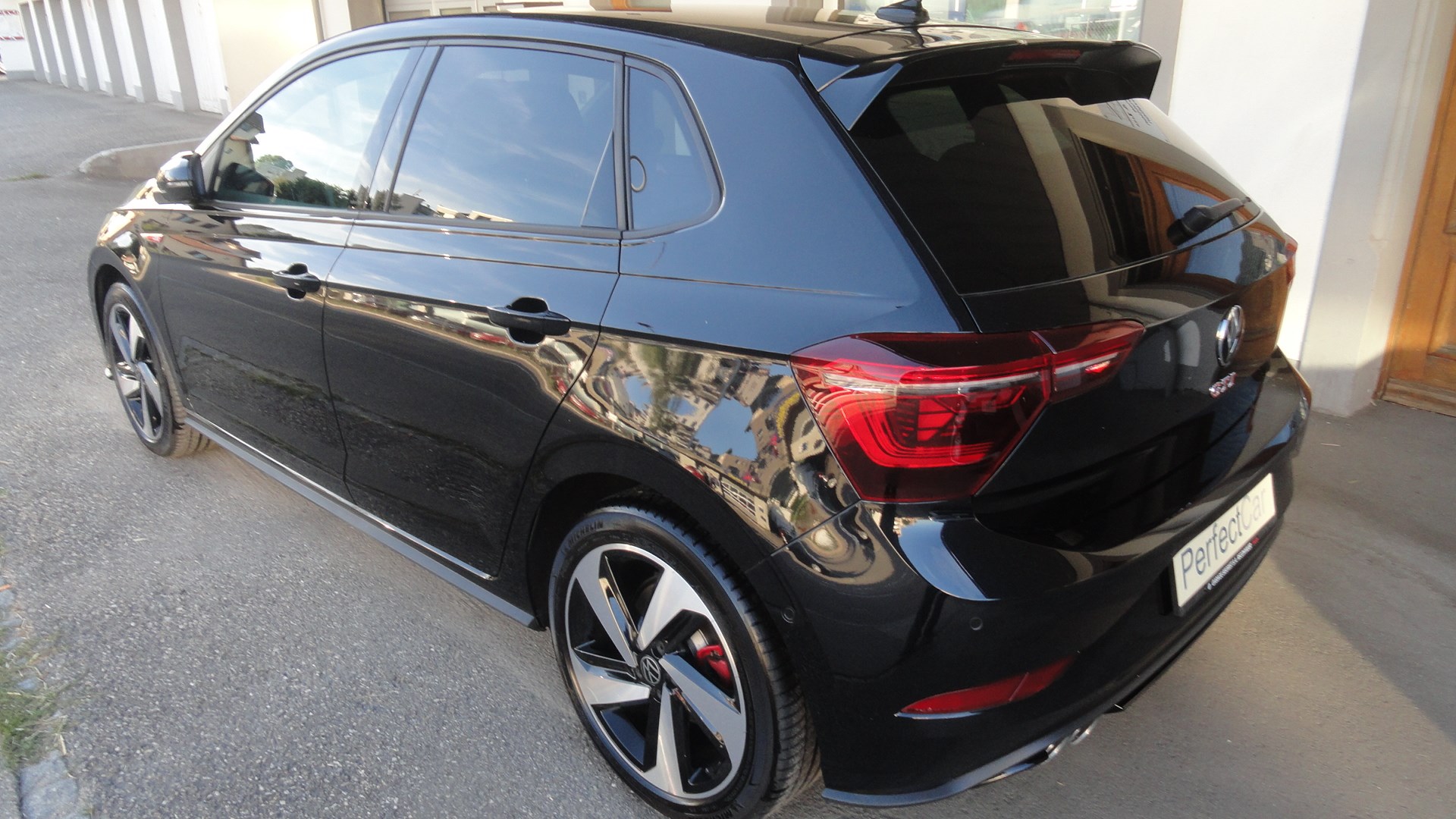 VW Polo 2.0 TSI GTI DSG-image-6