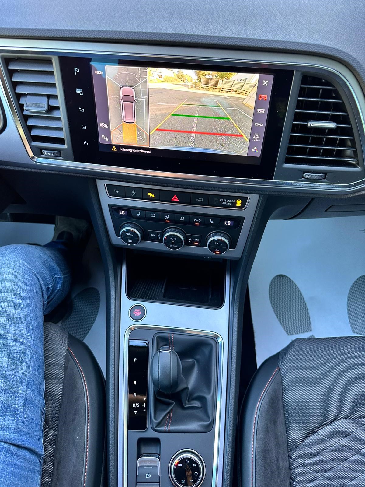 SEAT Ateca 2.0 TSI Hola FR 4Drive DSG-image-11