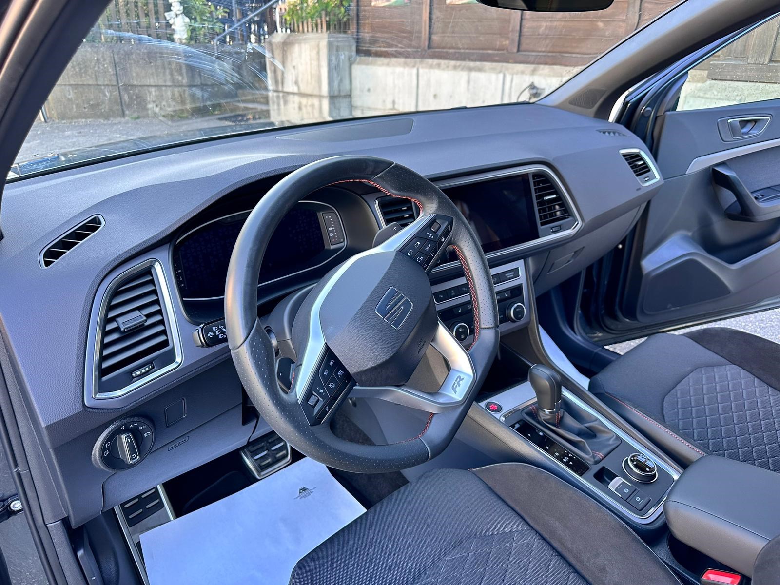 SEAT Ateca 2.0 TSI Hola FR 4Drive DSG-image-8