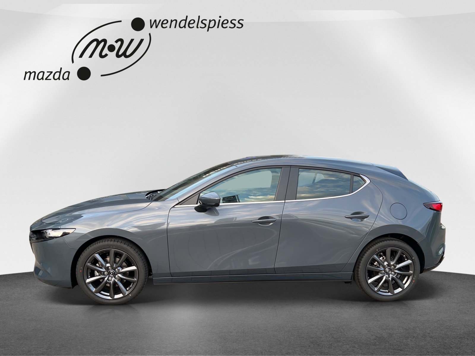 MAZDA Ambition +4-image-6