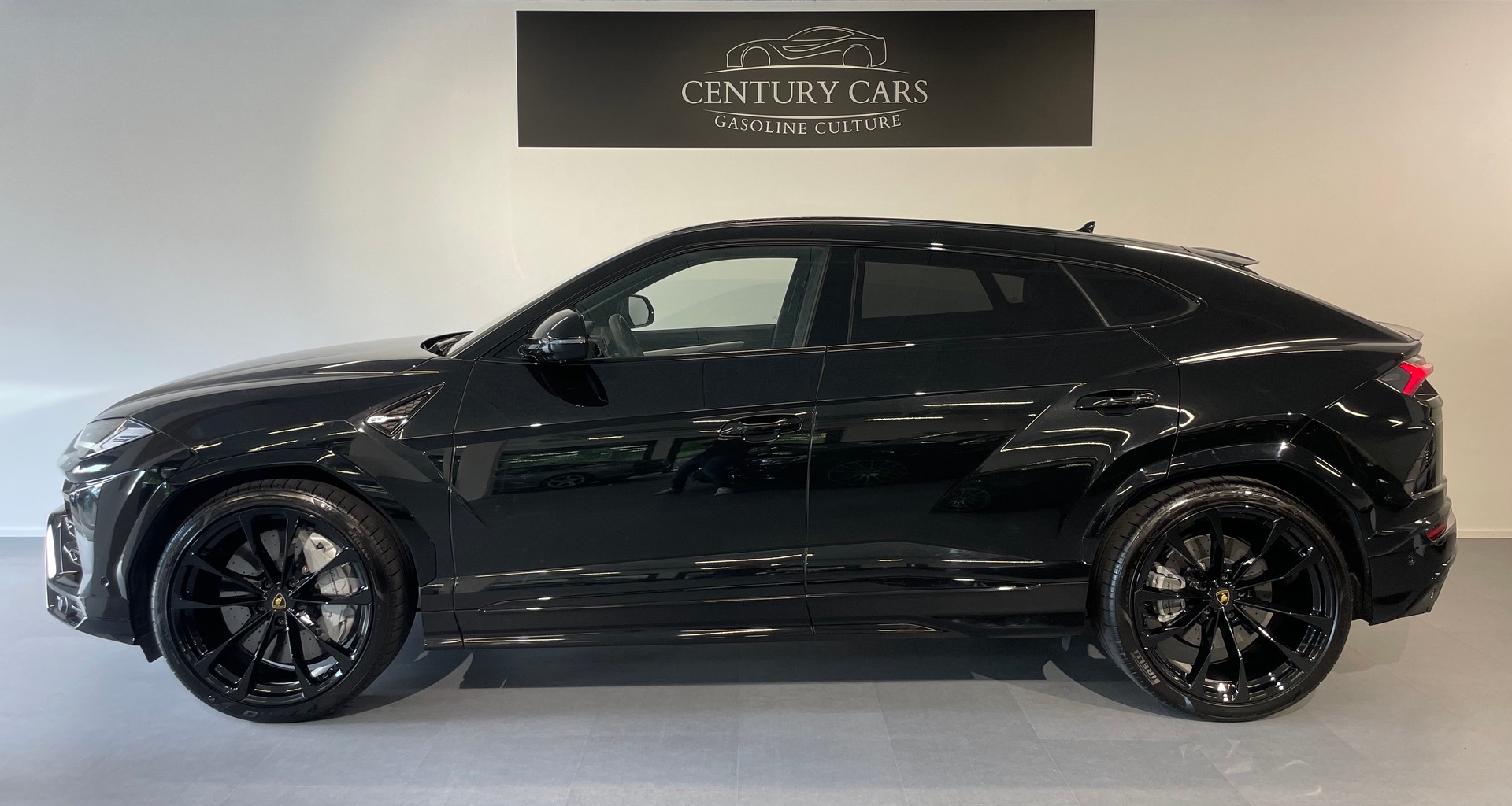 LAMBORGHINI Urus E-Gear