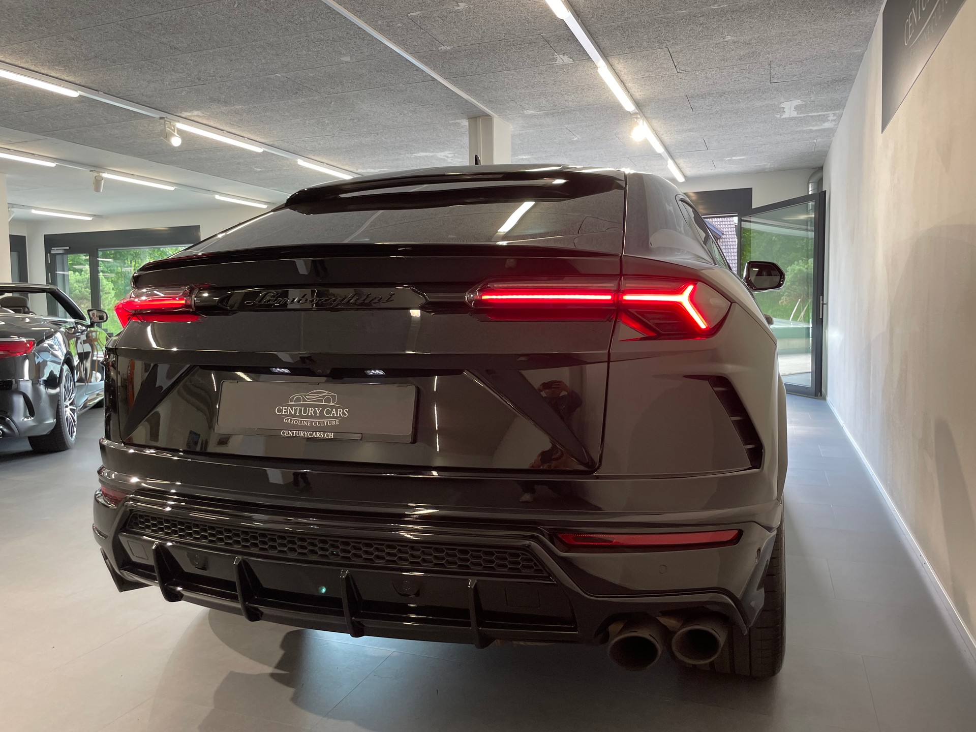 LAMBORGHINI Urus E-Gear-image-11