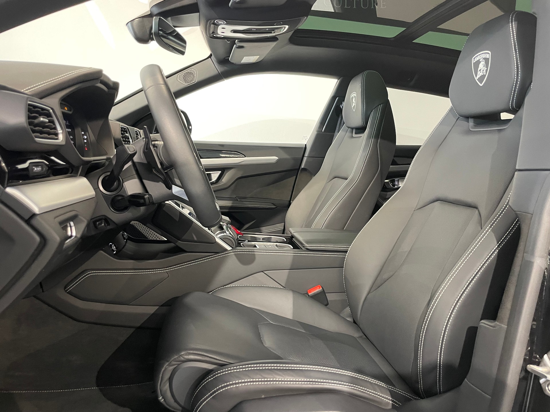 LAMBORGHINI Urus E-Gear-image-8