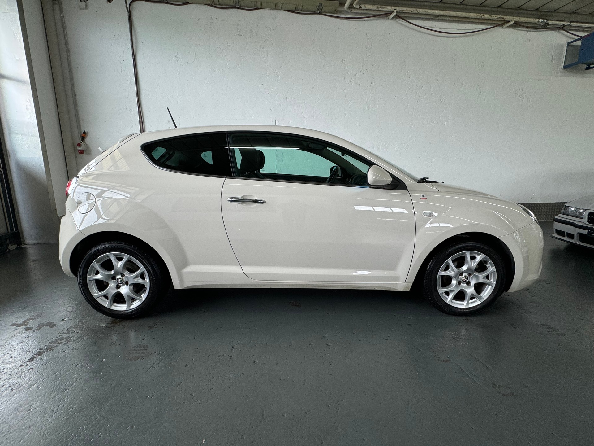 ALFA ROMEO MiTo 0.9 TwinAir Turbo Distinctive-image-5