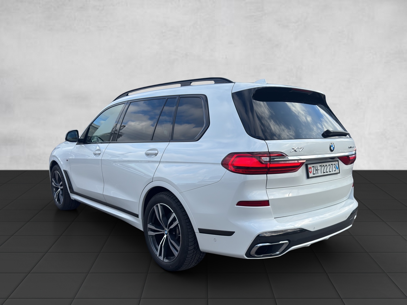 BMW X7 xDrive 48V 40d Steptronic-image-6
