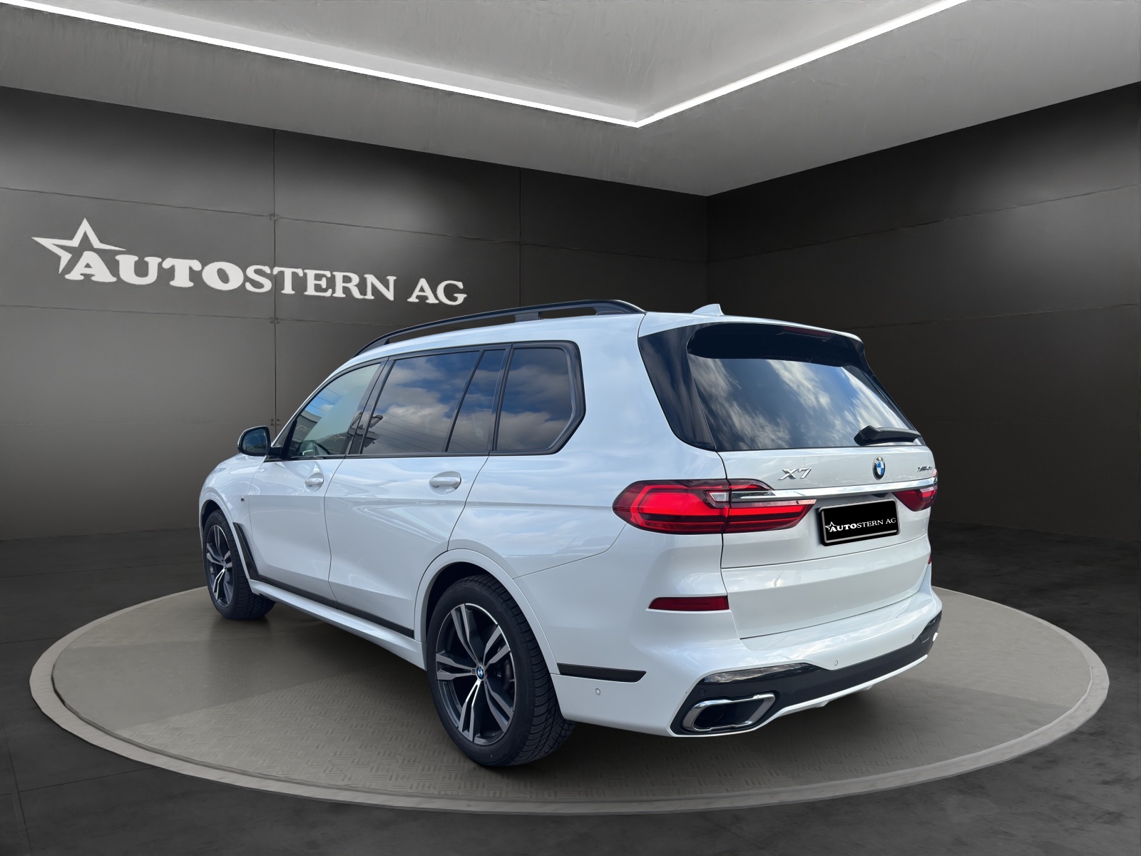 BMW X7 xDrive 48V 40d Steptronic-image-6