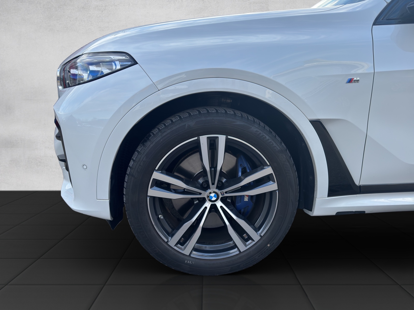 BMW X7 xDrive 48V 40d Steptronic-image-8