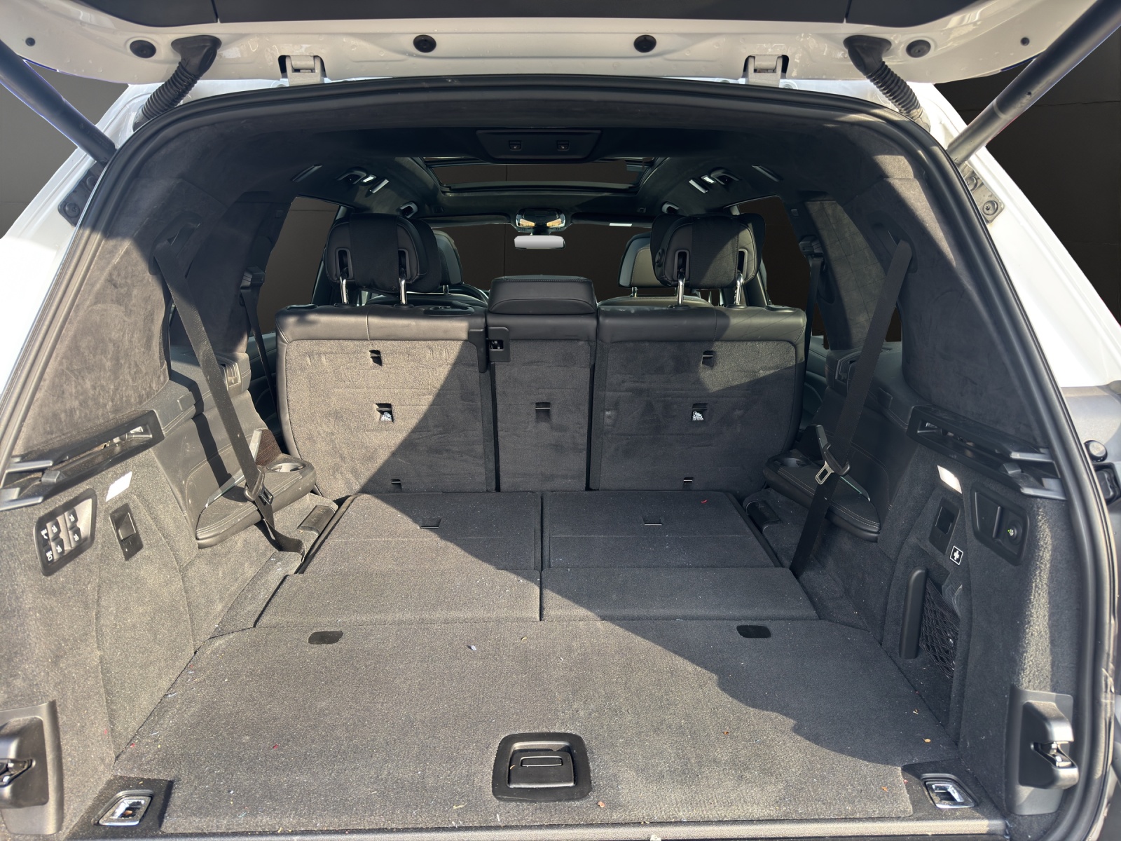 BMW X7 xDrive 48V 40d Steptronic-image-21