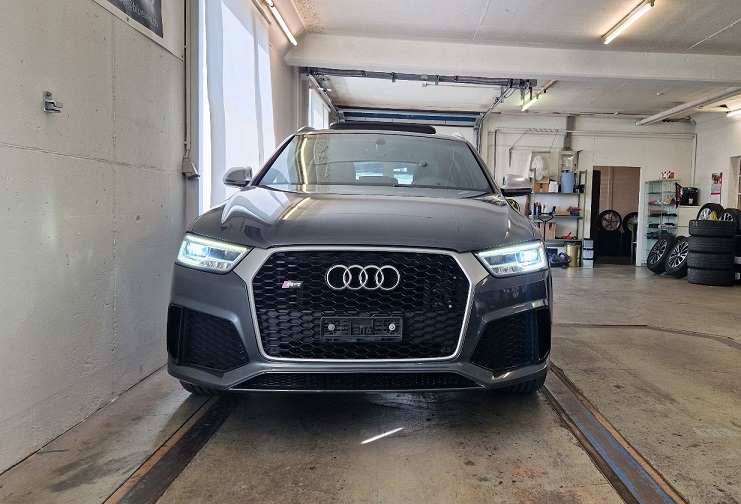 AUDI RS Q3 2.5 TFSI quattro S-tronic-image-3