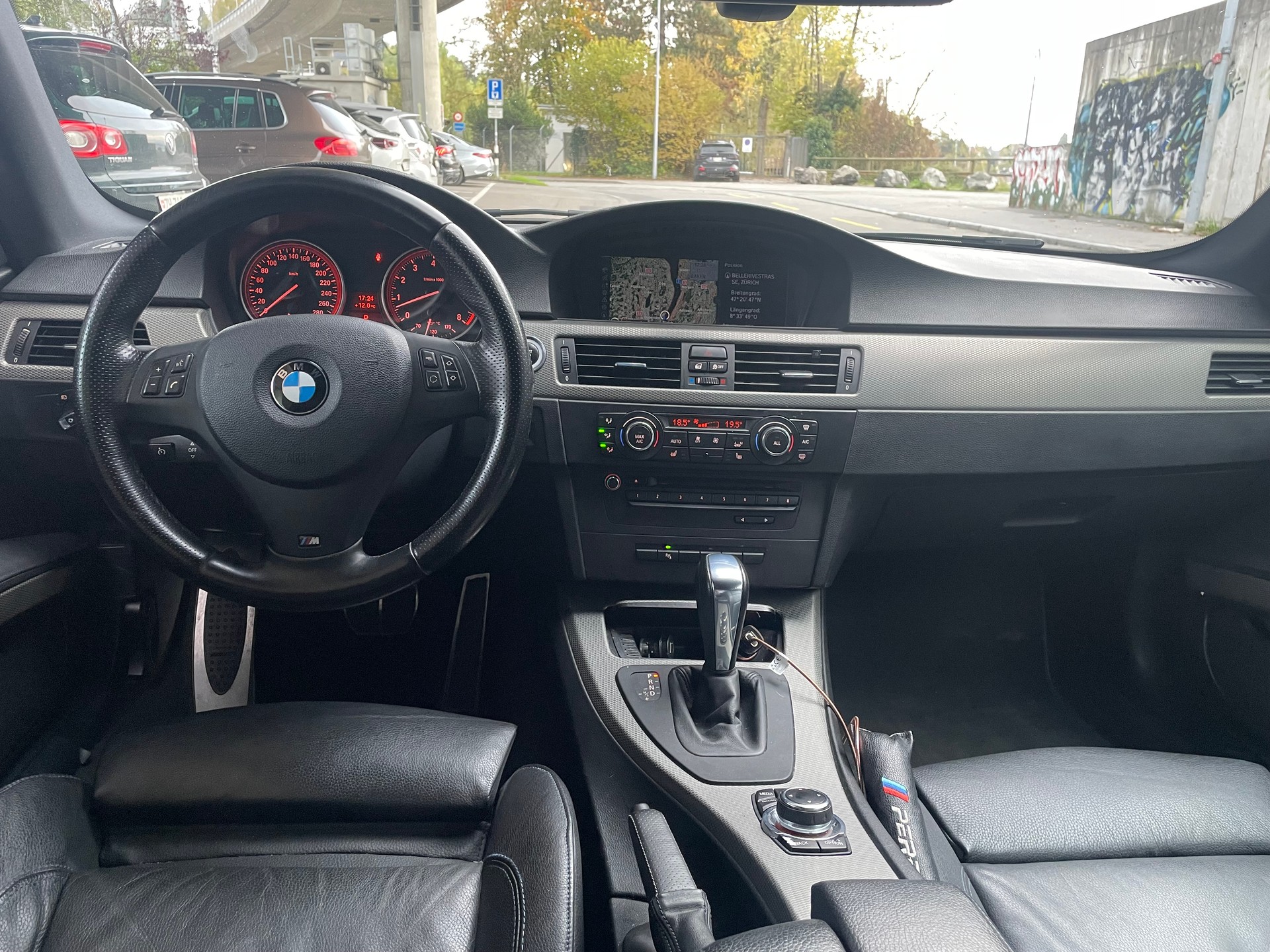 BMW 335i xDrive Coupé Steptronic-image-8