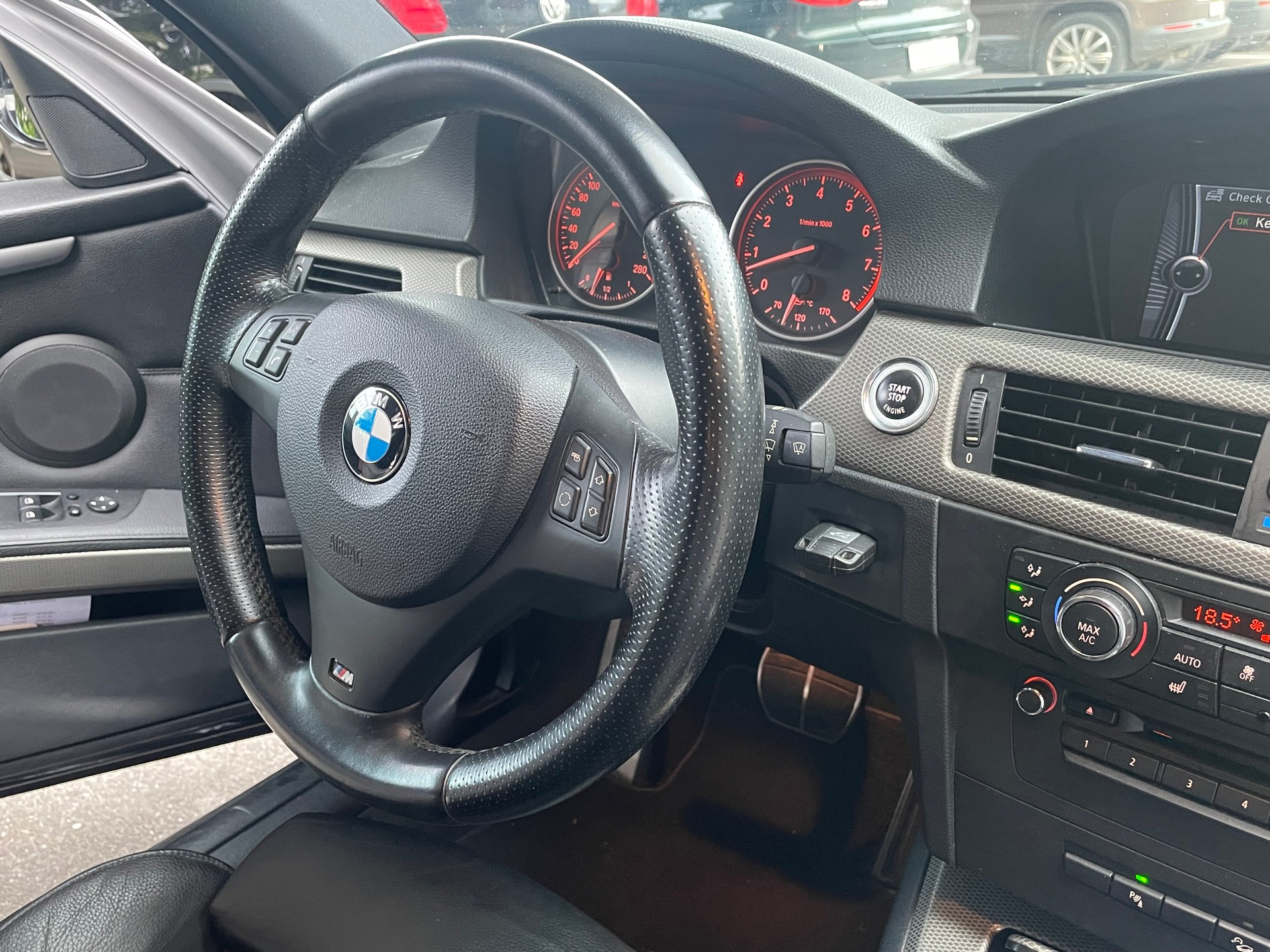 BMW 335i xDrive Coupé Steptronic-image-10