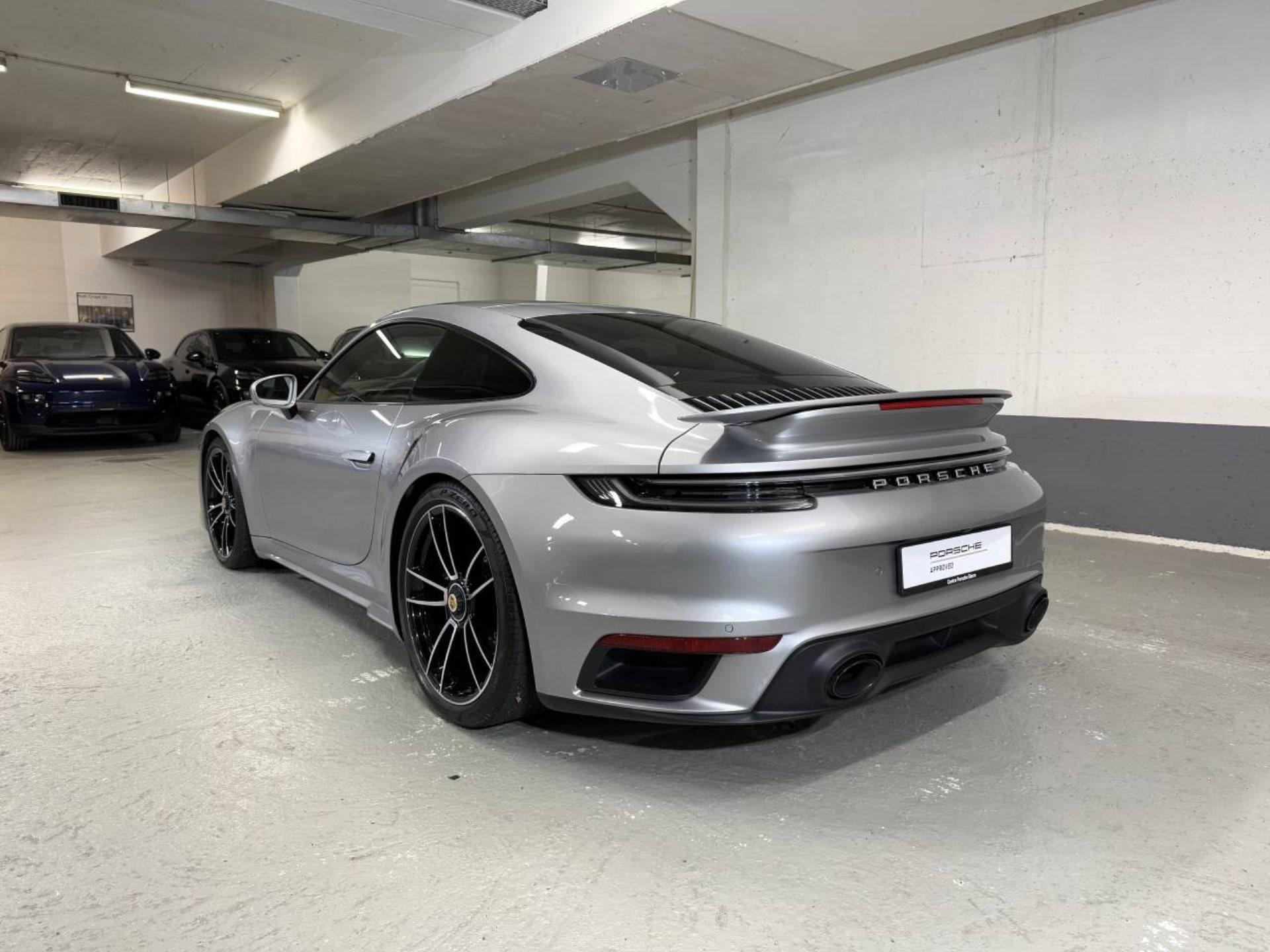 PORSCHE 911 Turbo S (MY23)-image-2
