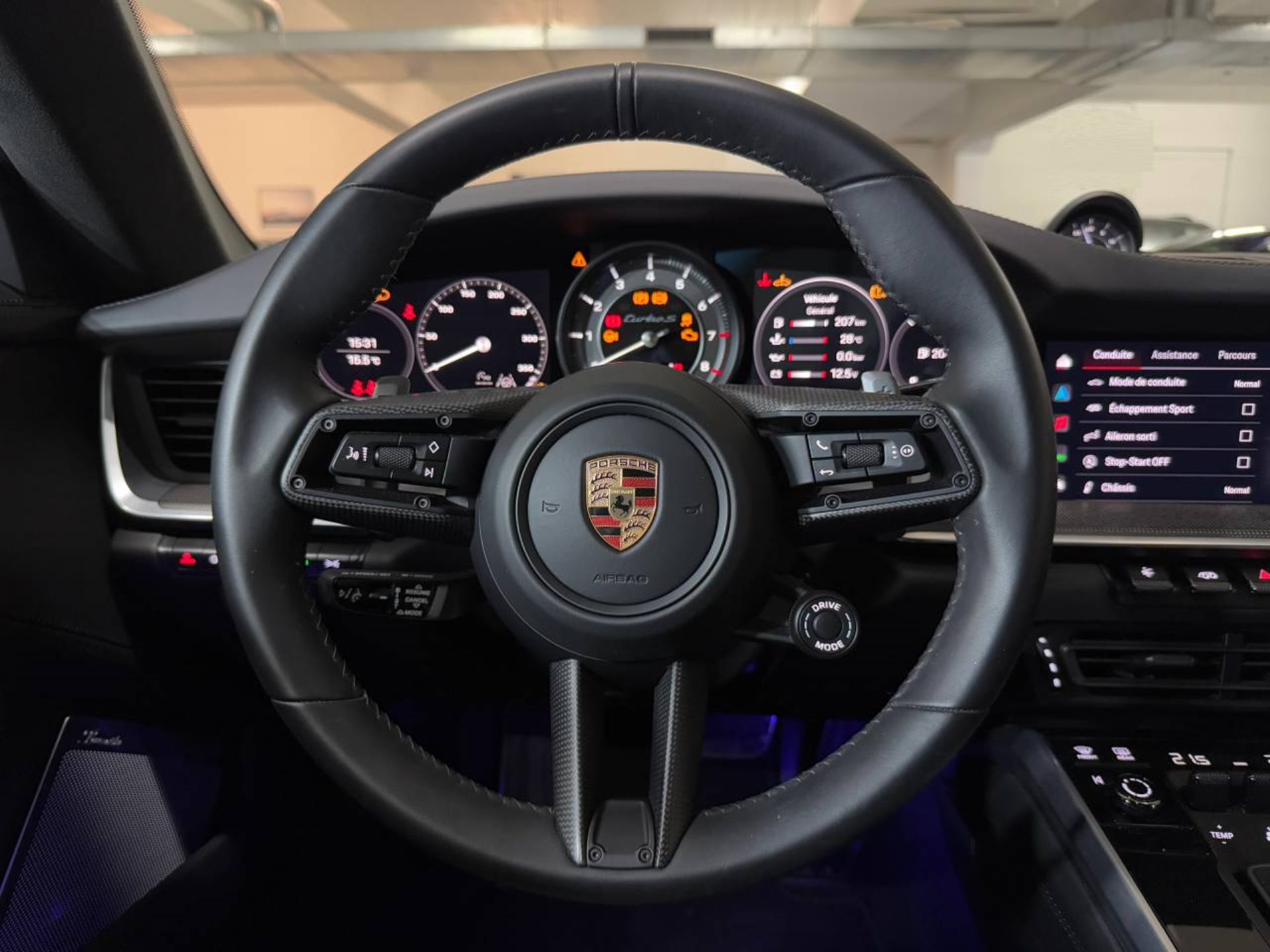 PORSCHE 911 Turbo S (MY23)-image-10