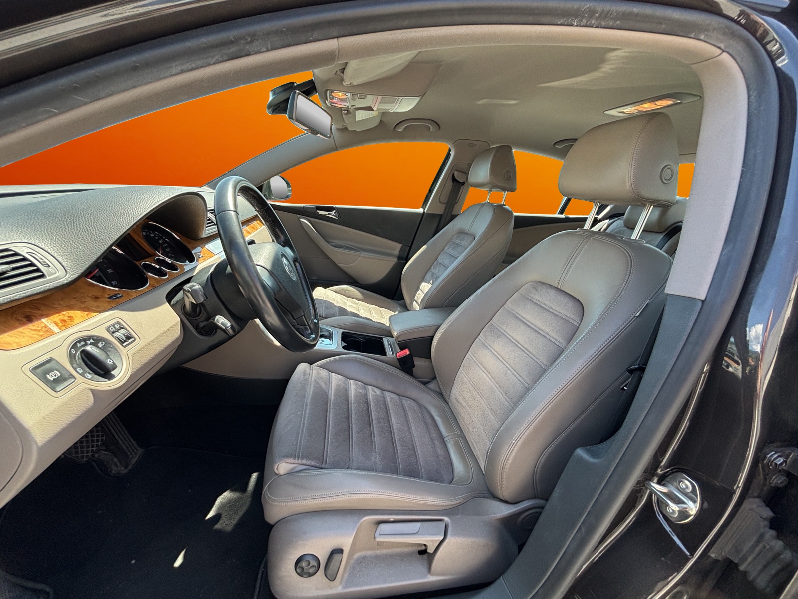 VW Passat 1.8 TSI Comfortline Tiptronic-image-9