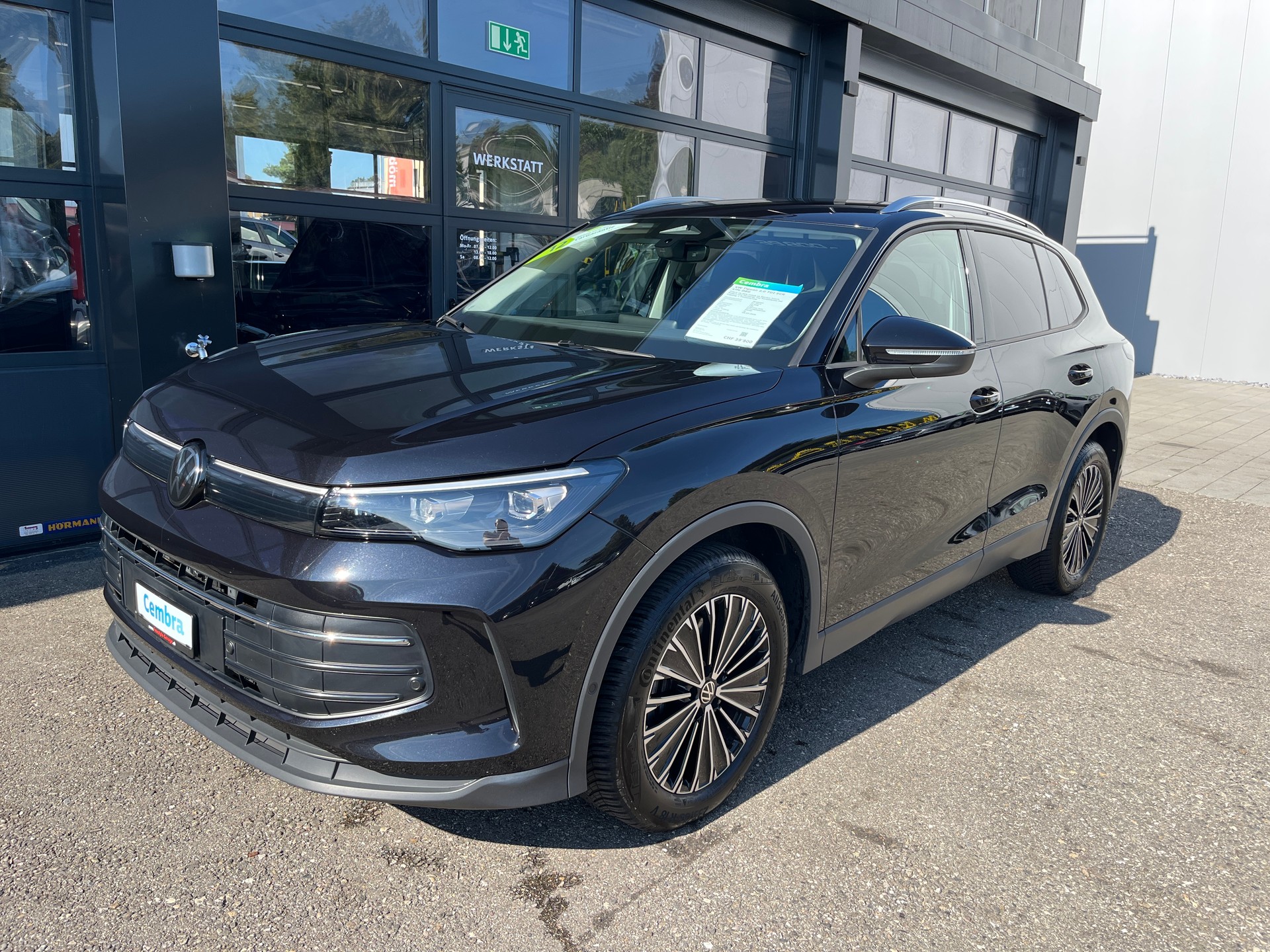 VW Tiguan 2.0 TDI SCR Life DSG-image-1