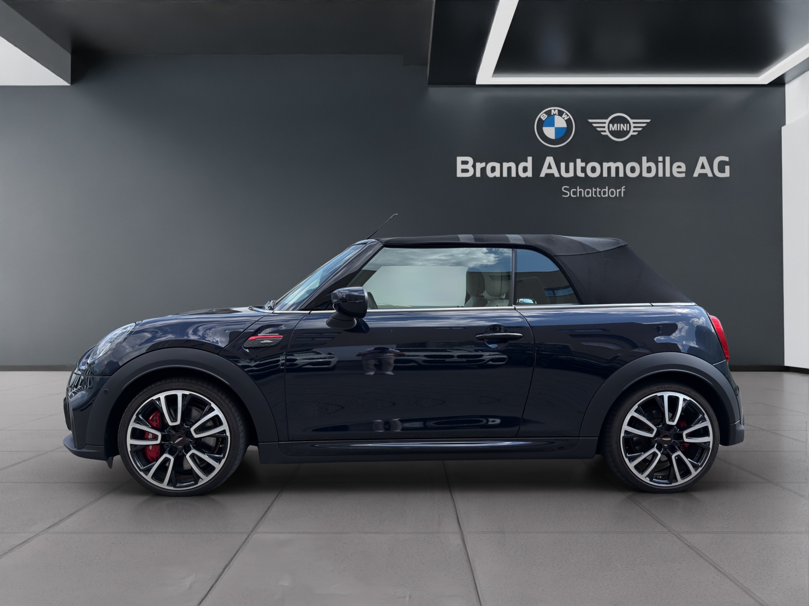 MINI Cabrio F57 2.0i John Cooper Works-image-1