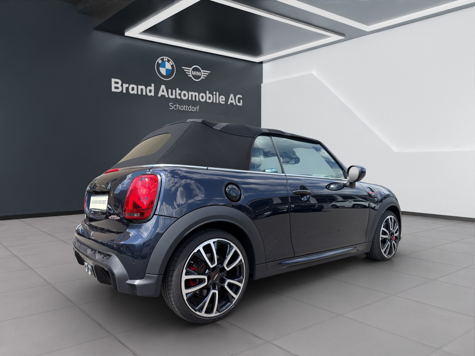 MINI Cabrio F57 2.0i John Cooper Works-image-4