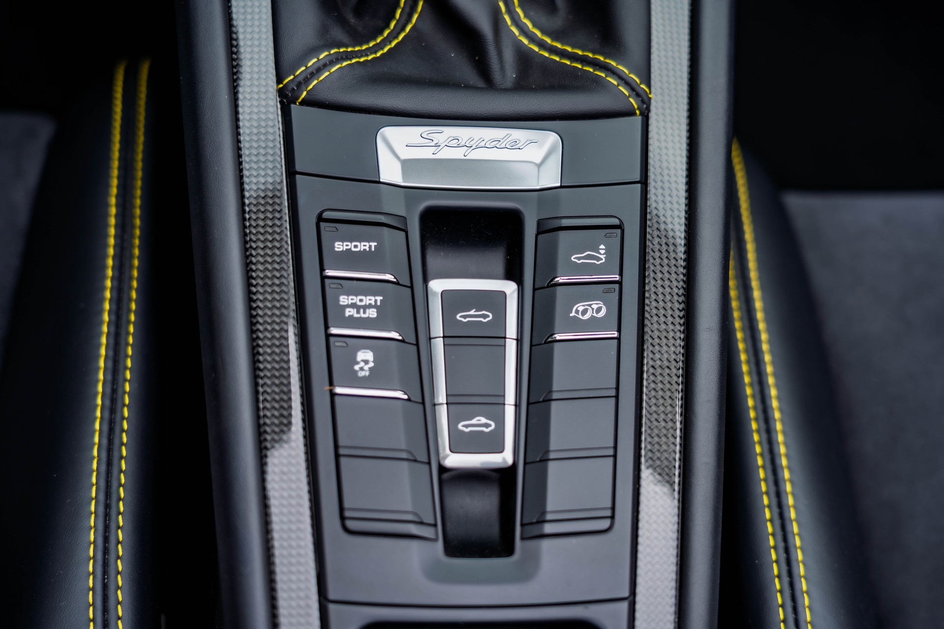 PORSCHE Boxster Spyder 3.8, Approved bis 18.8.2027-image-27