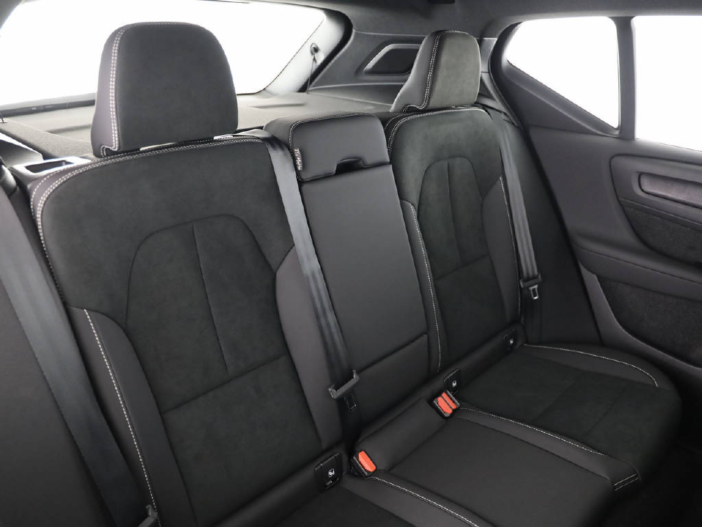 VOLVO EX40 Extended Plus-image-12