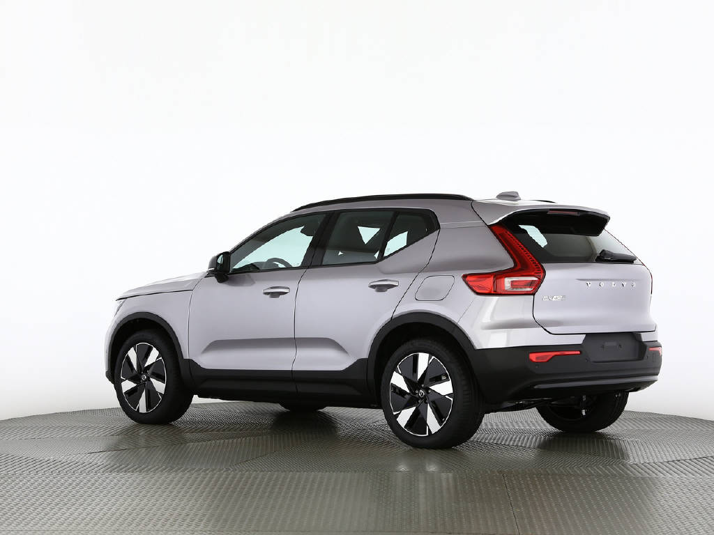 VOLVO EX40 Extended Plus-image-2