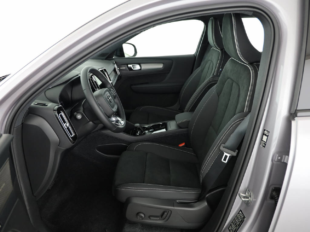 VOLVO EX40 Extended Plus-image-8