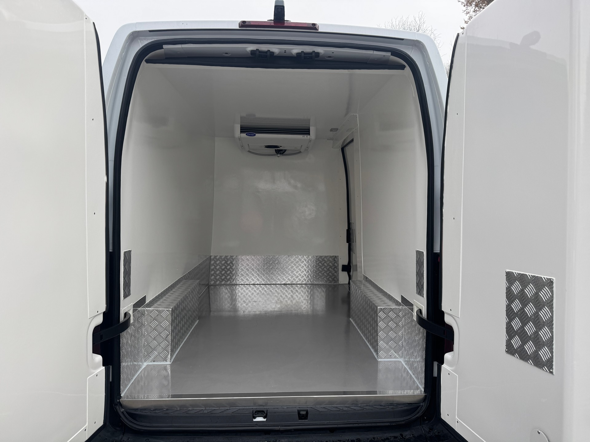RENAULT Master T35 2.0 Blue dCi 150 L2H2 Automat-image-8