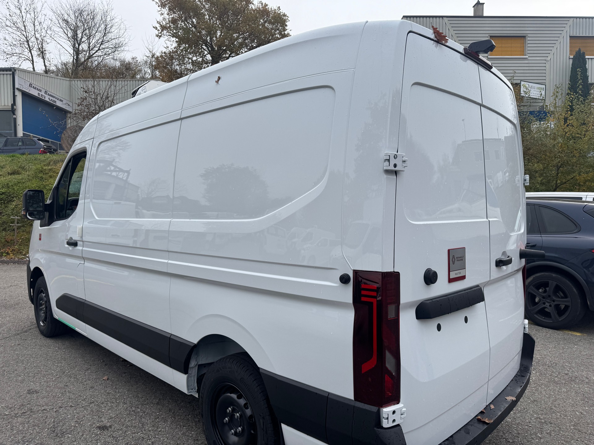RENAULT Master T35 2.0 Blue dCi 150 L2H2 Automat-image-7